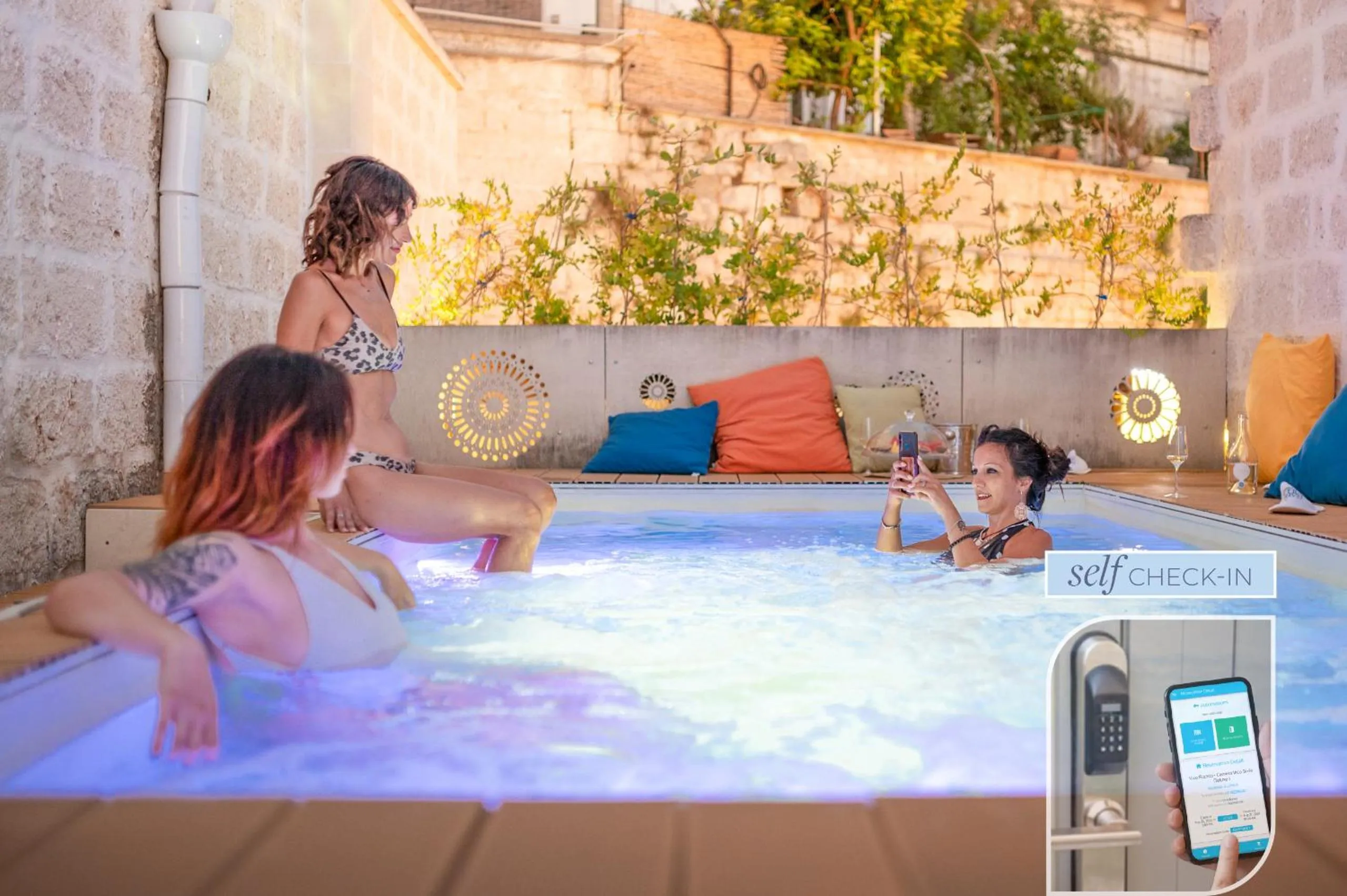 Balcony/Terrace in Vico Bianco Raro Smart Rooms Collection