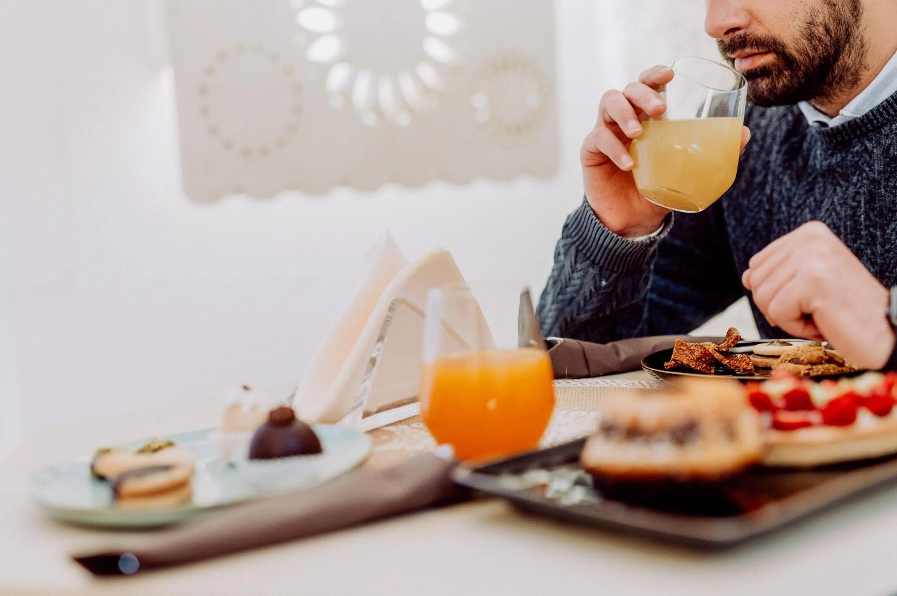 Food and drinks in Vico Bianco Raro Smart Rooms Collection