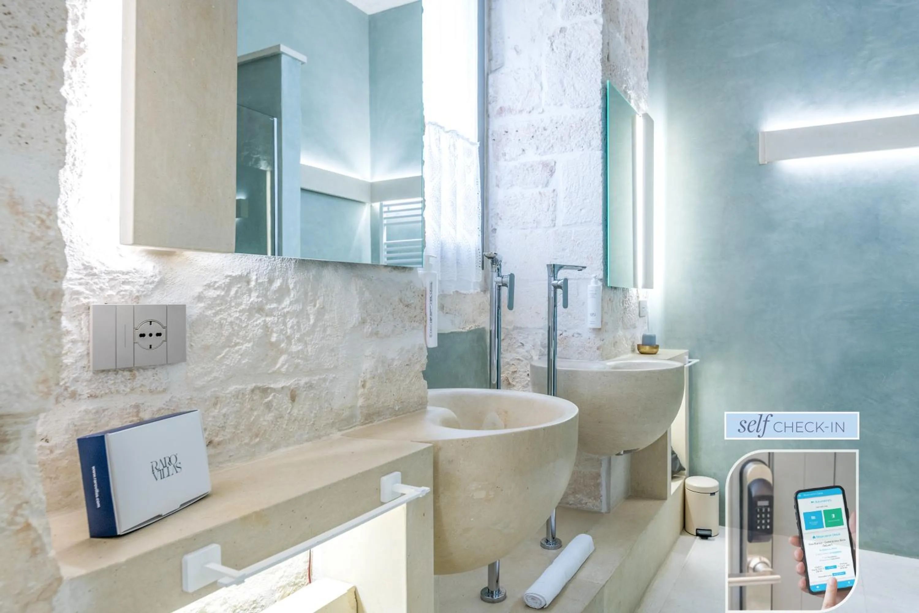 Bathroom in Vico Bianco Raro Smart Rooms Collection