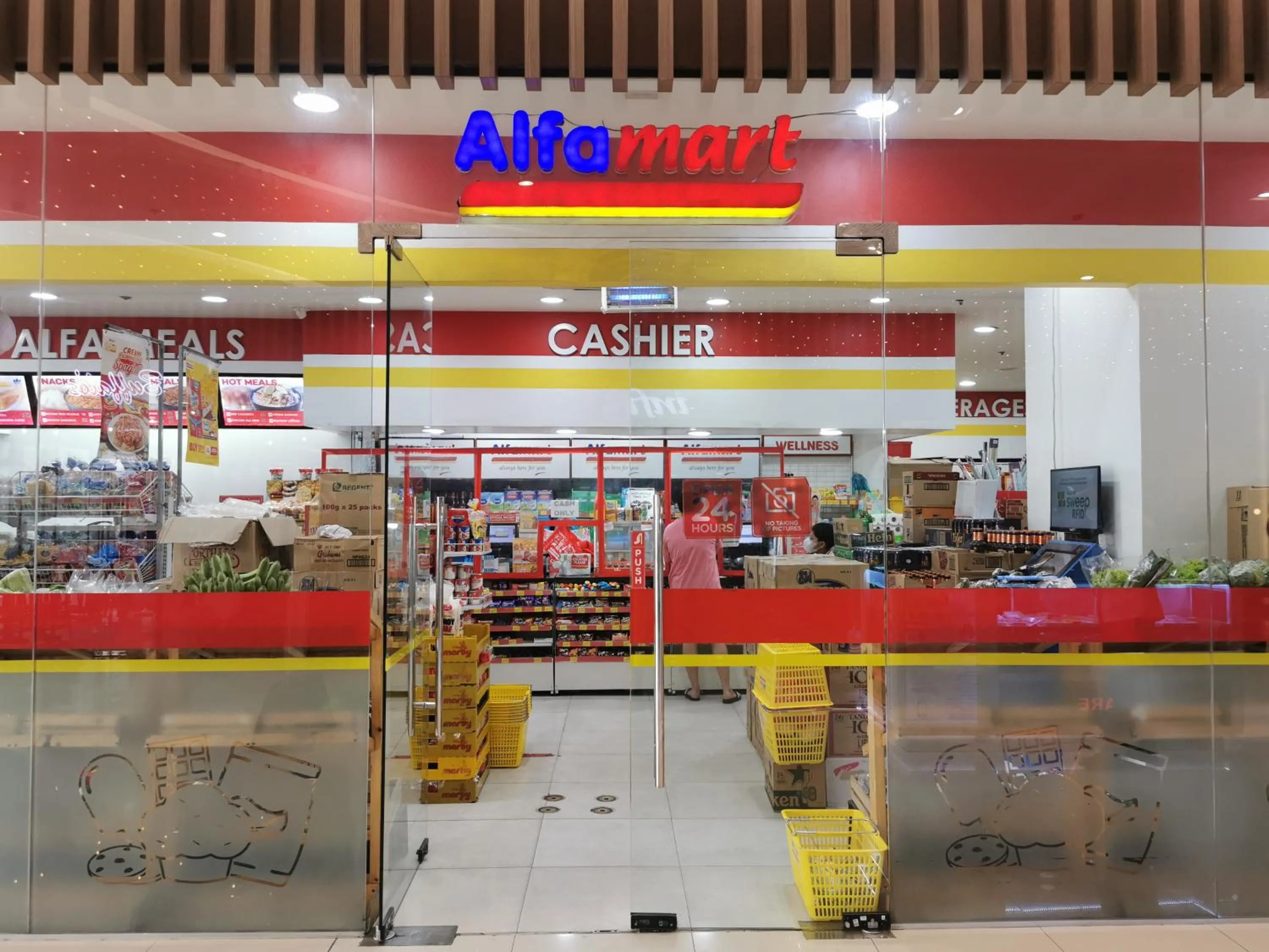 Supermarket/grocery shop in Apad@graceresidences nr BGC