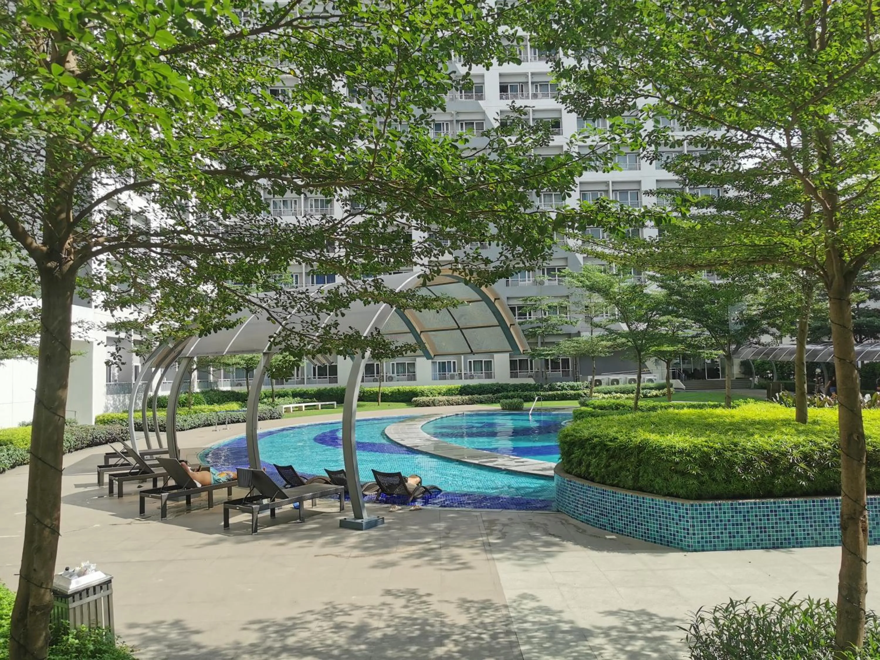 Property building in Apad@graceresidences nr BGC
