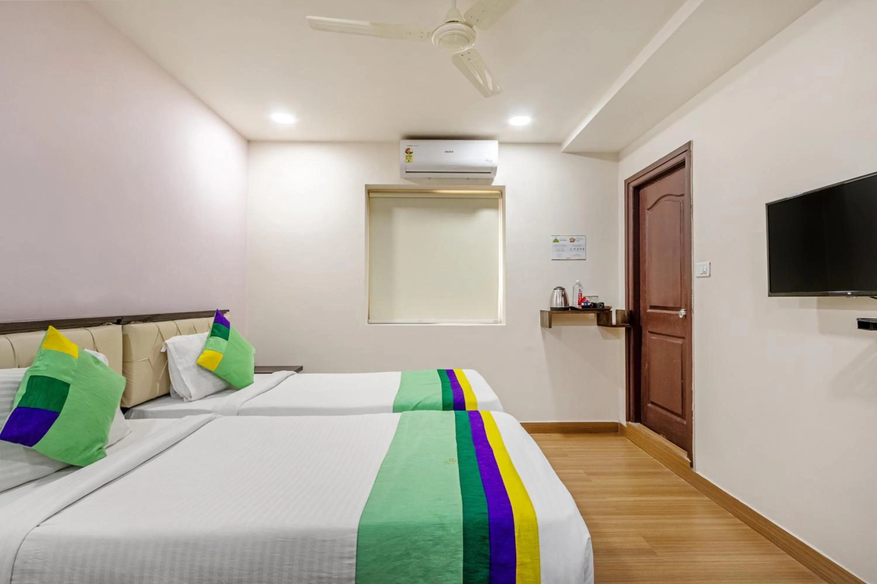 Bedroom in Treebo Purple Square