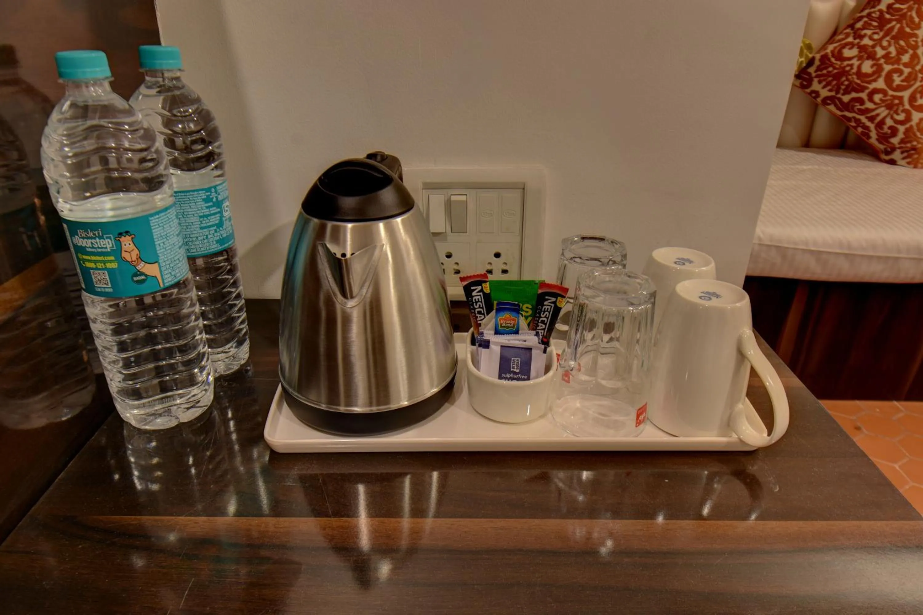 Coffee/tea facilities in Elite Hotel