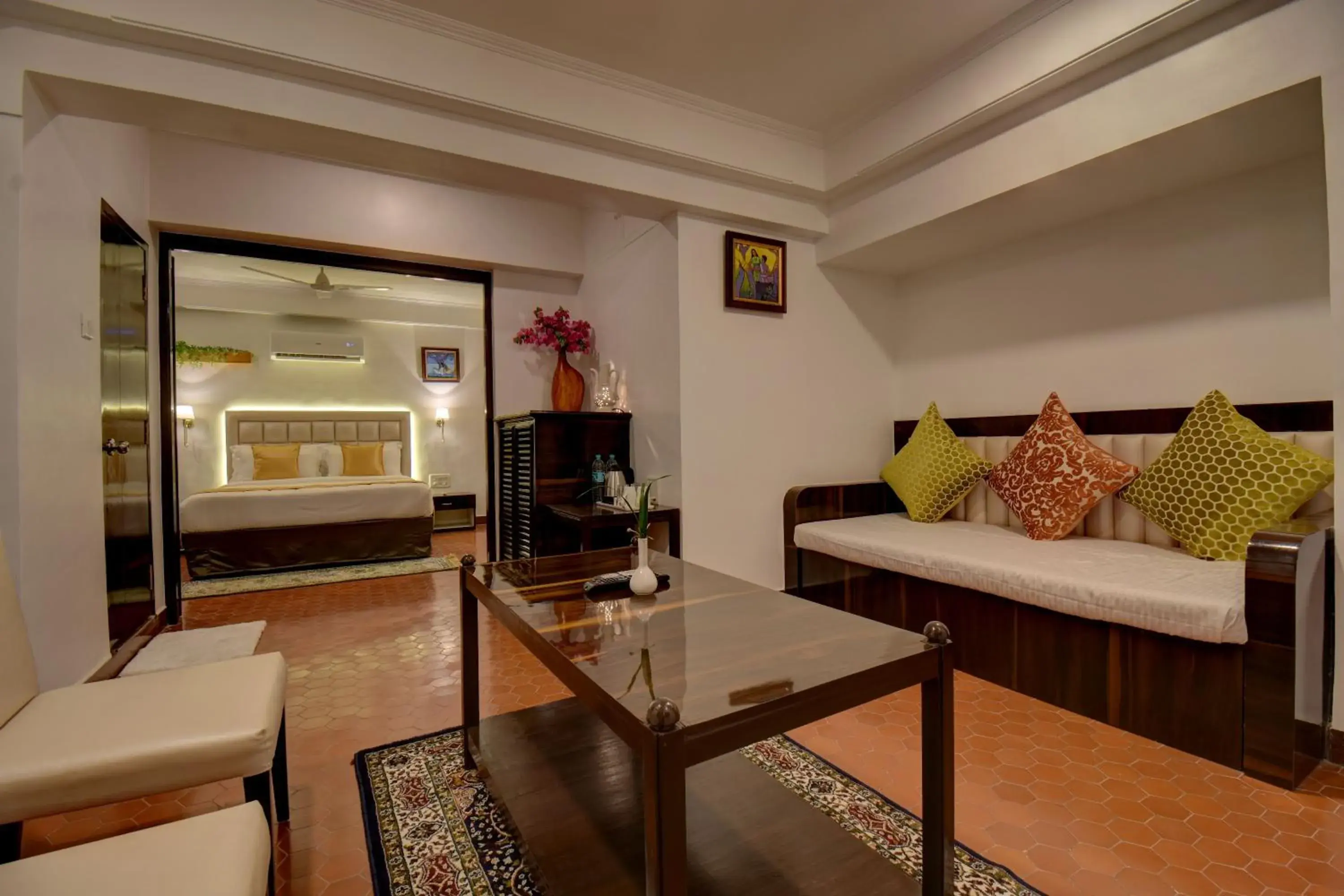 Photo of the whole room, Bed in Elite Hotel Photo of the whole room, Bed in Elite Hotel