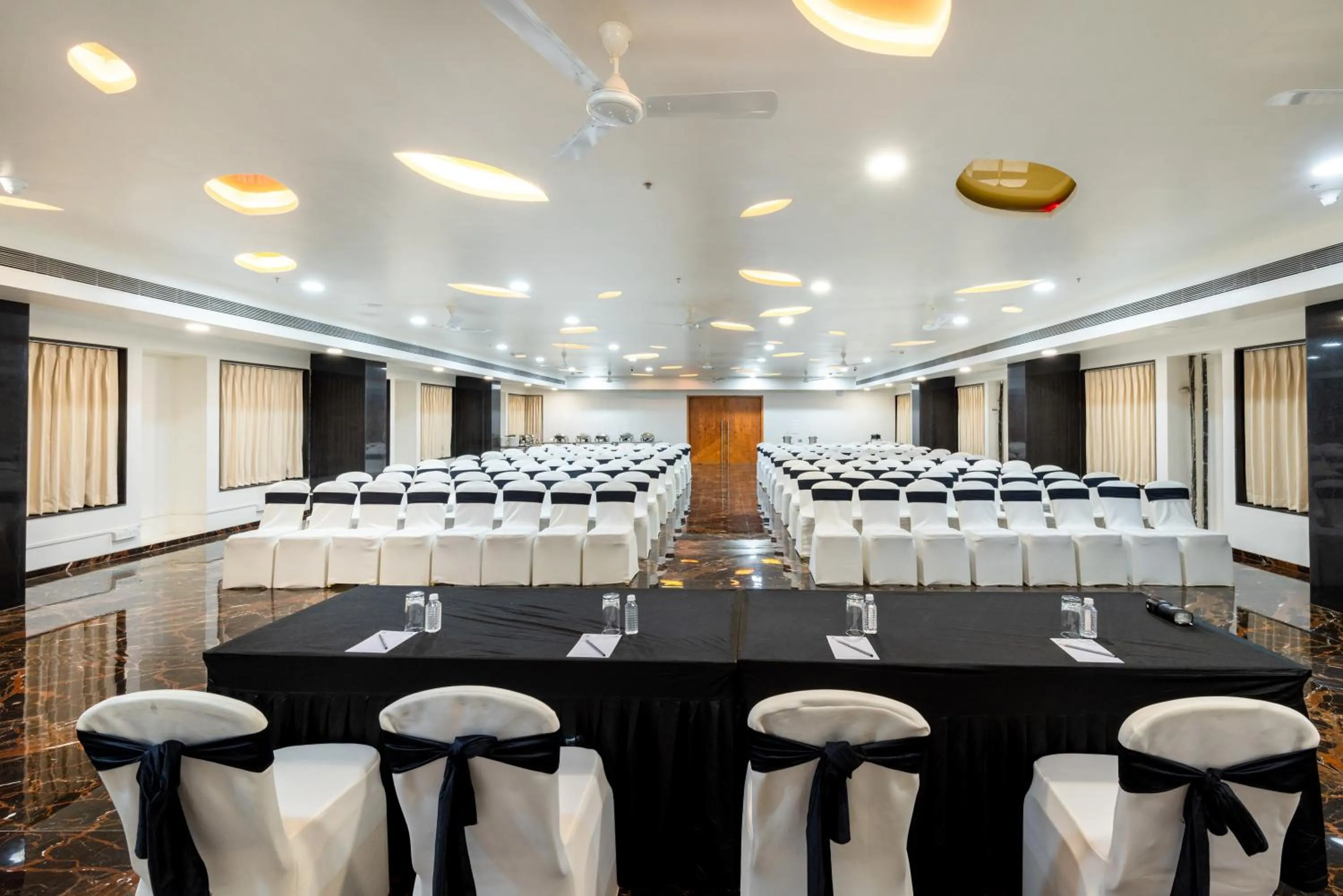 Banquet/Function facilities in Enrise by Sayaji Aurangabad