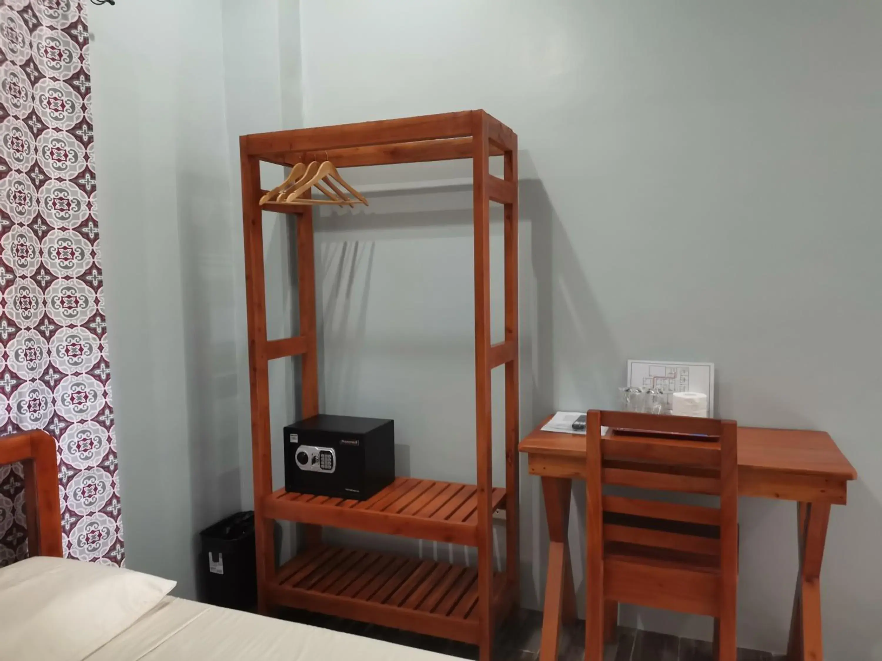 Bed in RedDoorz at Gracia's Calzada Inn Camiguin Bed in RedDoorz at Gracia's Calzada Inn Camiguin