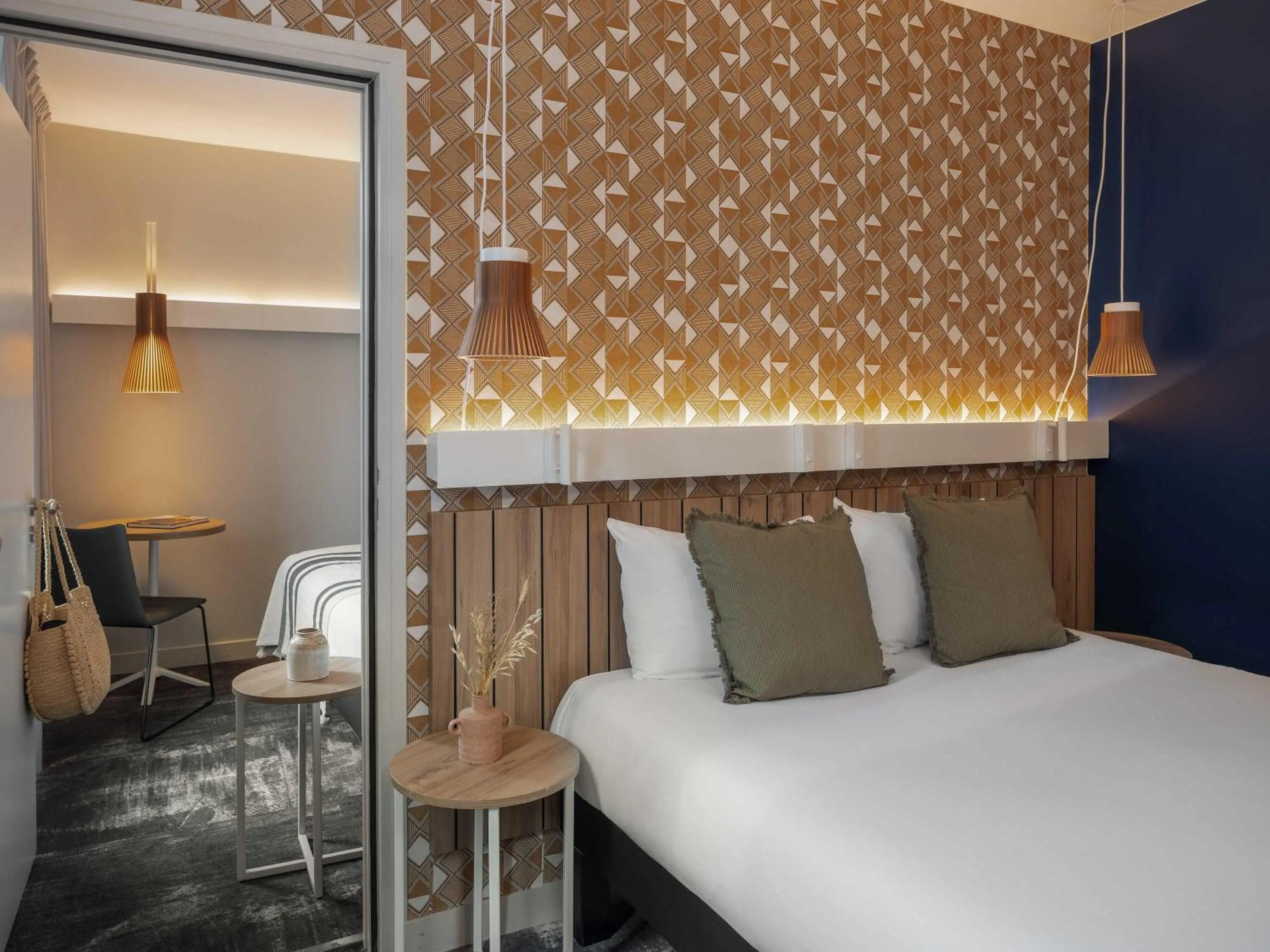 Bedroom, Bed in Ibis Paris Gare Montparnasse Catalogne