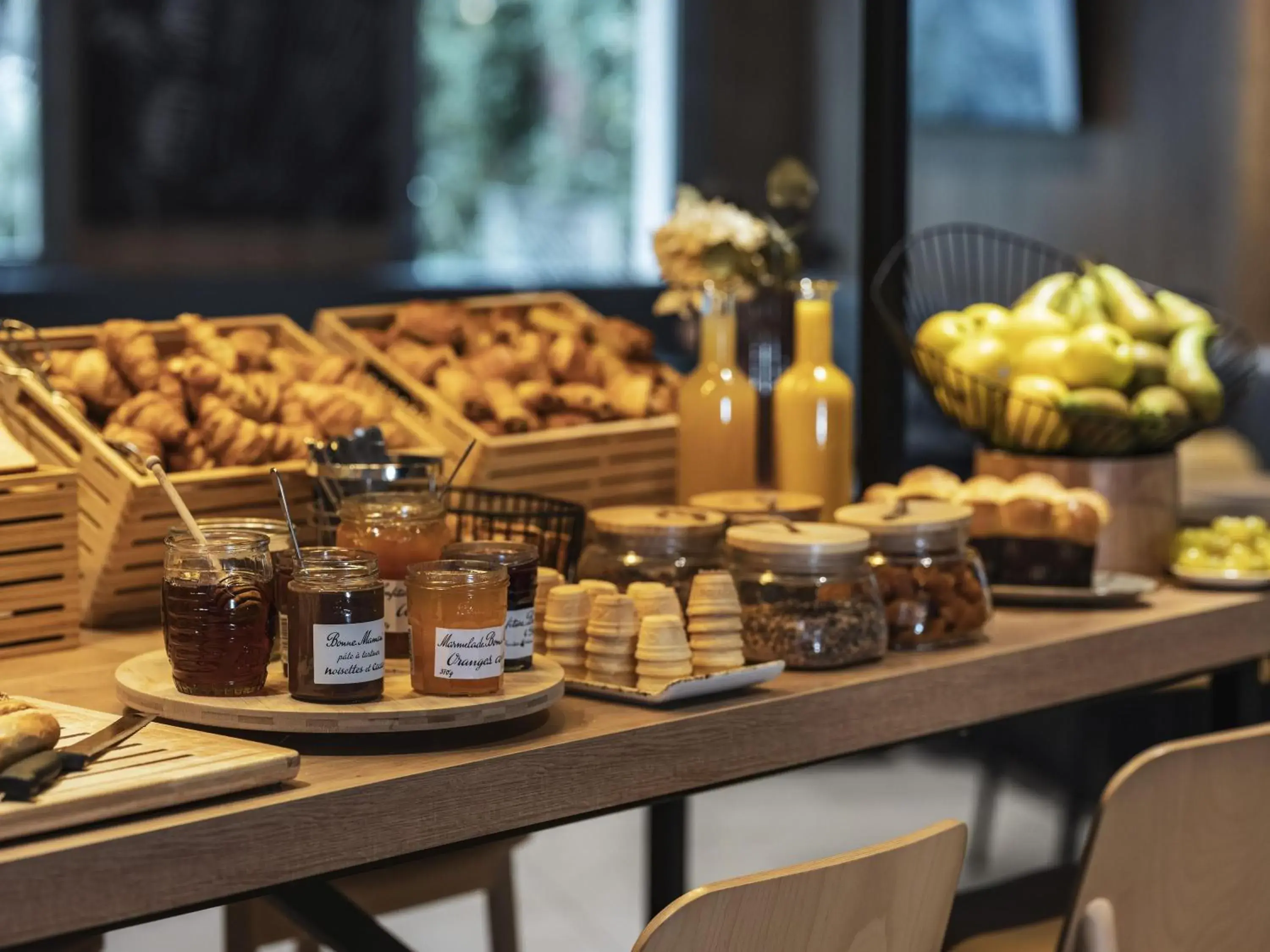 Breakfast in Ibis Paris Gare Montparnasse Catalogne Breakfast in Ibis Paris Gare Montparnasse Catalogne