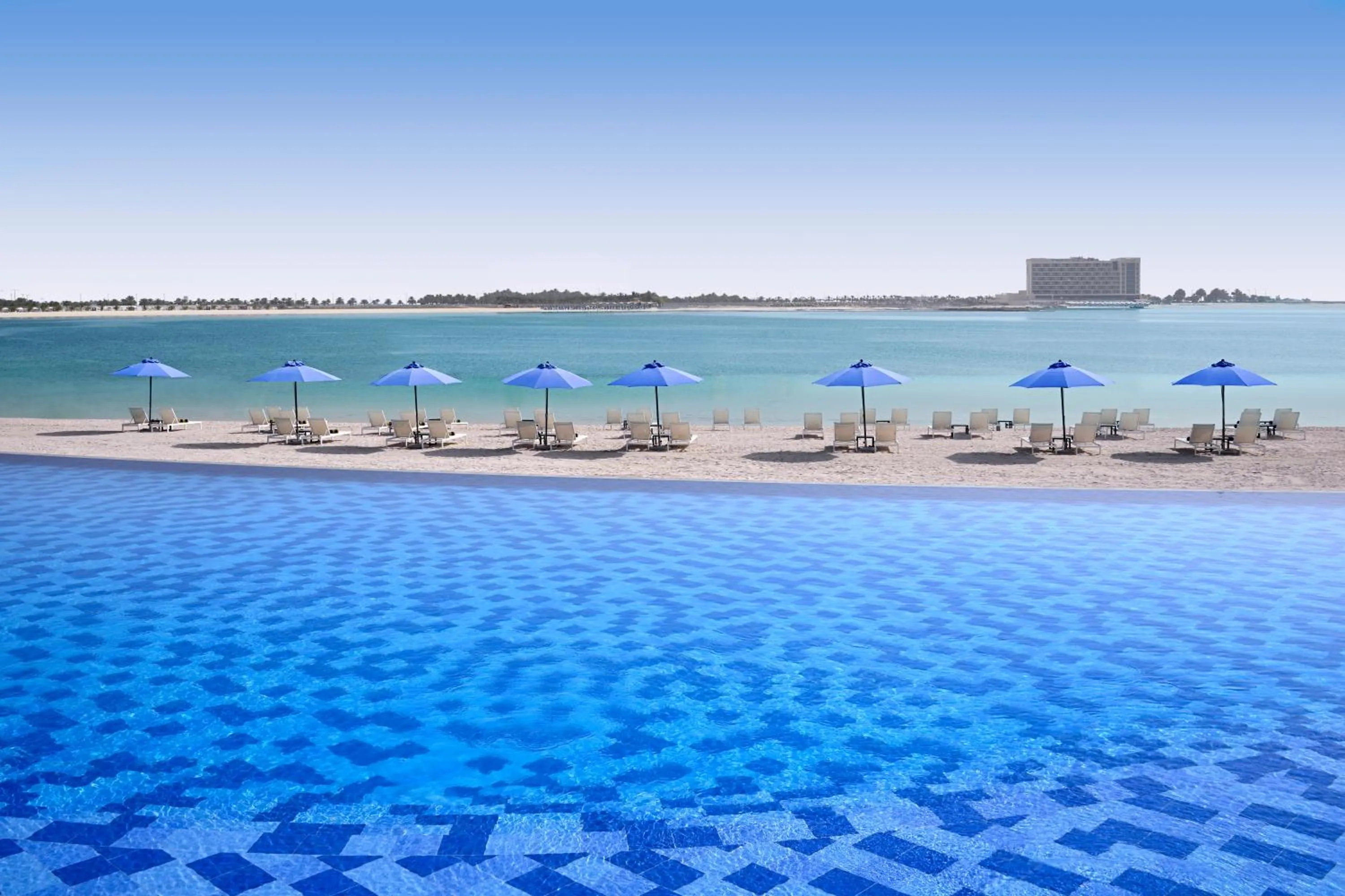 Beach in Mövenpick Resort Al Marjan Island