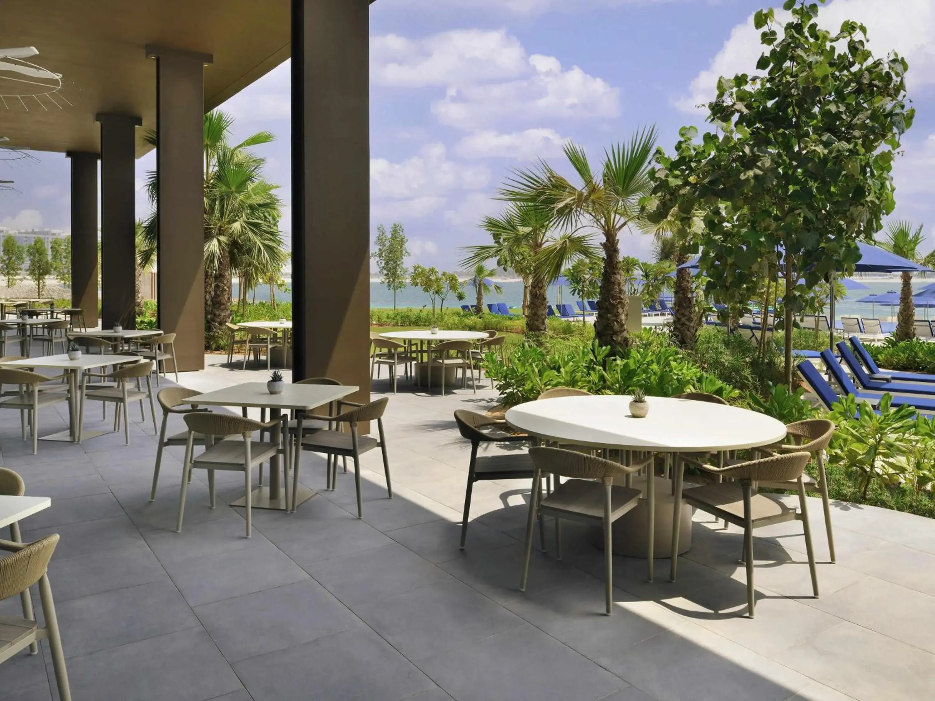 Restaurant/places to eat in Mövenpick Resort Al Marjan Island Restaurant/places to eat in Mövenpick Resort Al Marjan Island