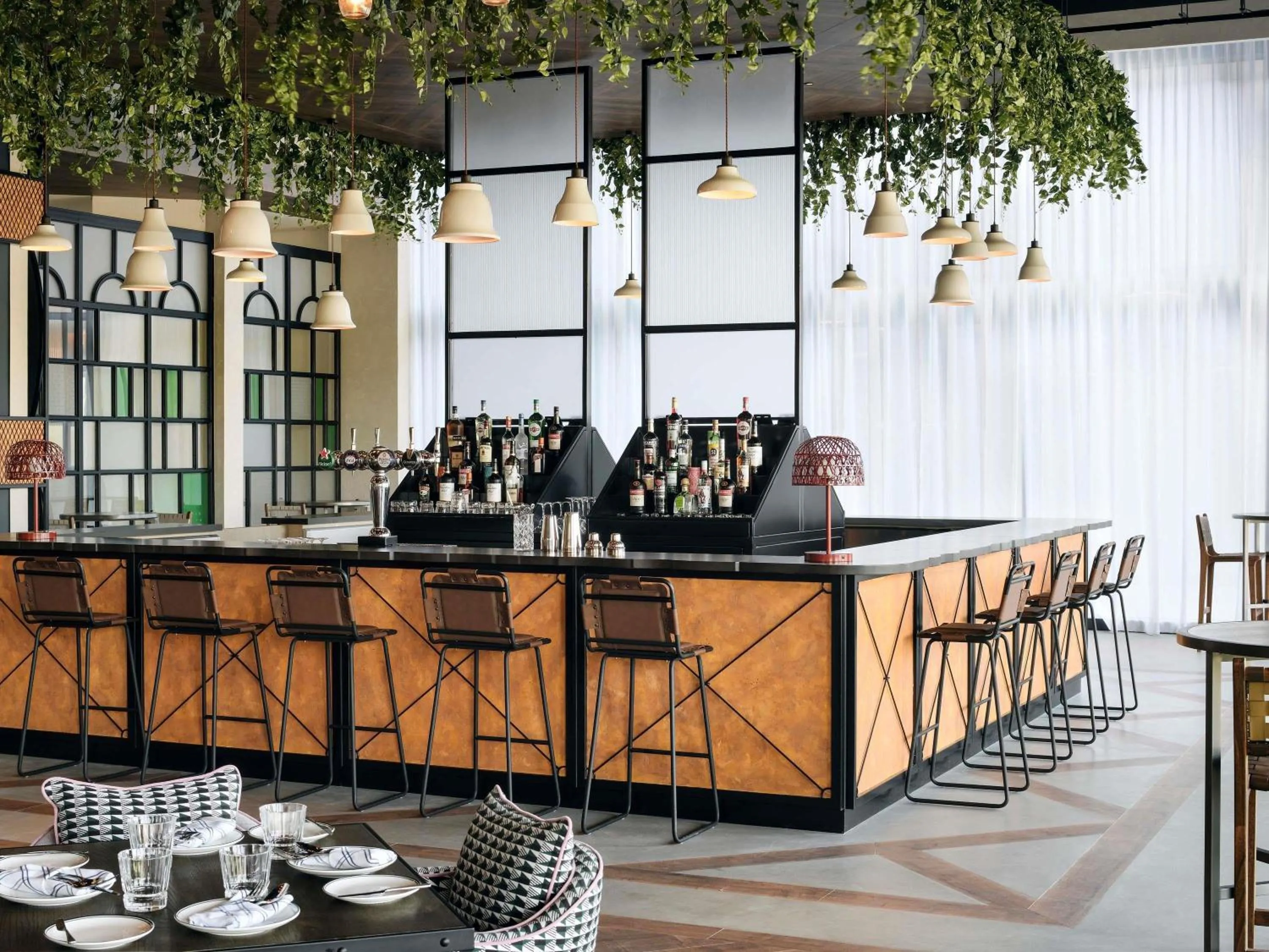 Restaurant/places to eat in Mövenpick Resort Al Marjan Island