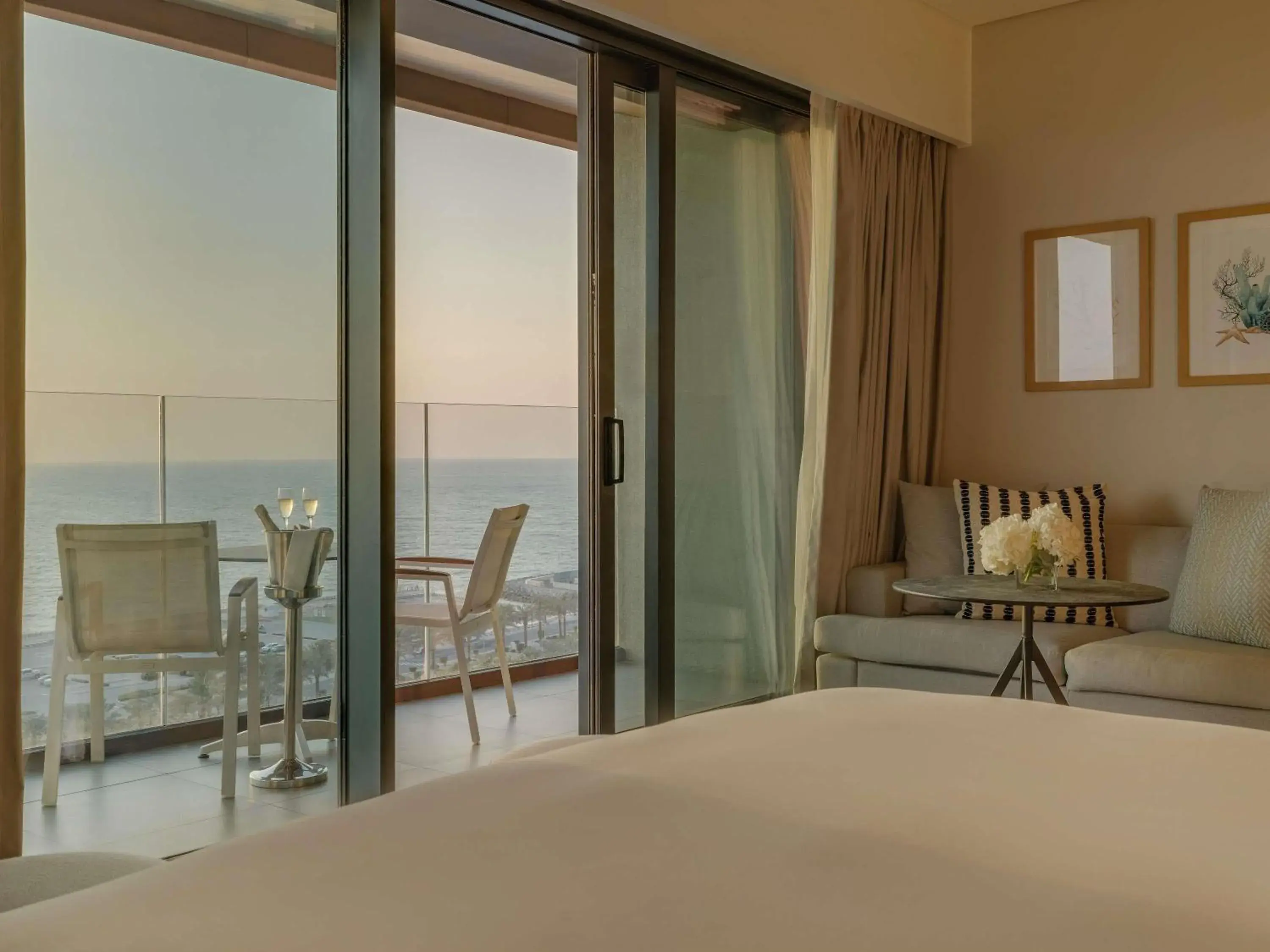 Bedroom, Bed in Mövenpick Resort Al Marjan Island Bedroom, Bed in Mövenpick Resort Al Marjan Island