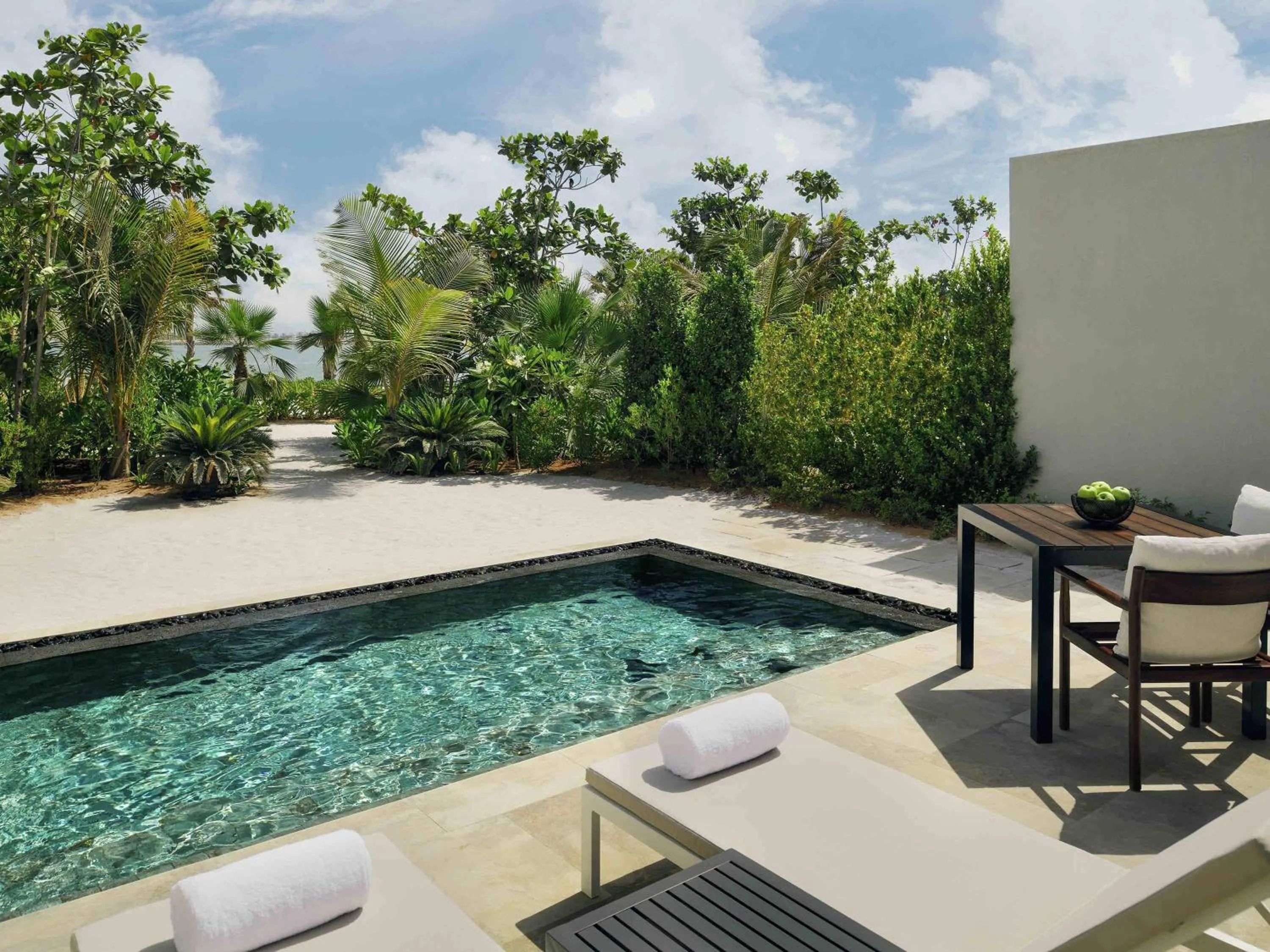 Bedroom in Mövenpick Resort Al Marjan Island