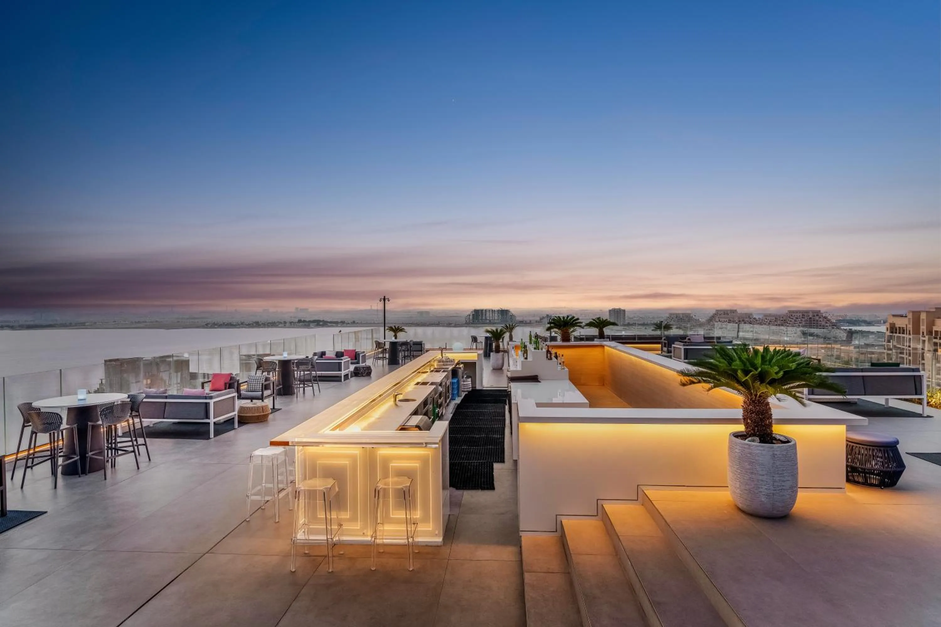 Restaurant/places to eat in Mövenpick Resort Al Marjan Island