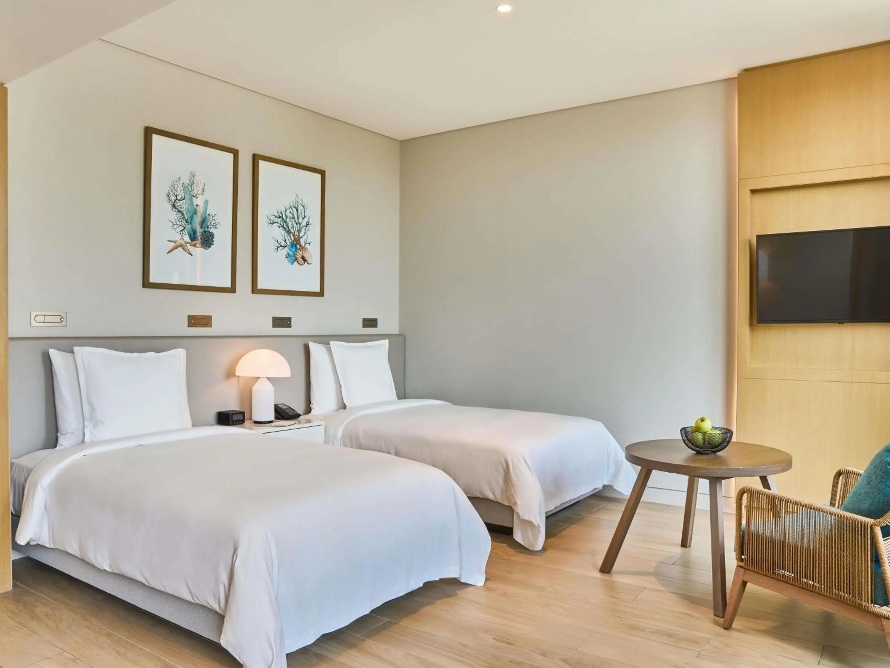 Bedroom, Bed in Mövenpick Resort Al Marjan Island Bedroom, Bed in Mövenpick Resort Al Marjan Island