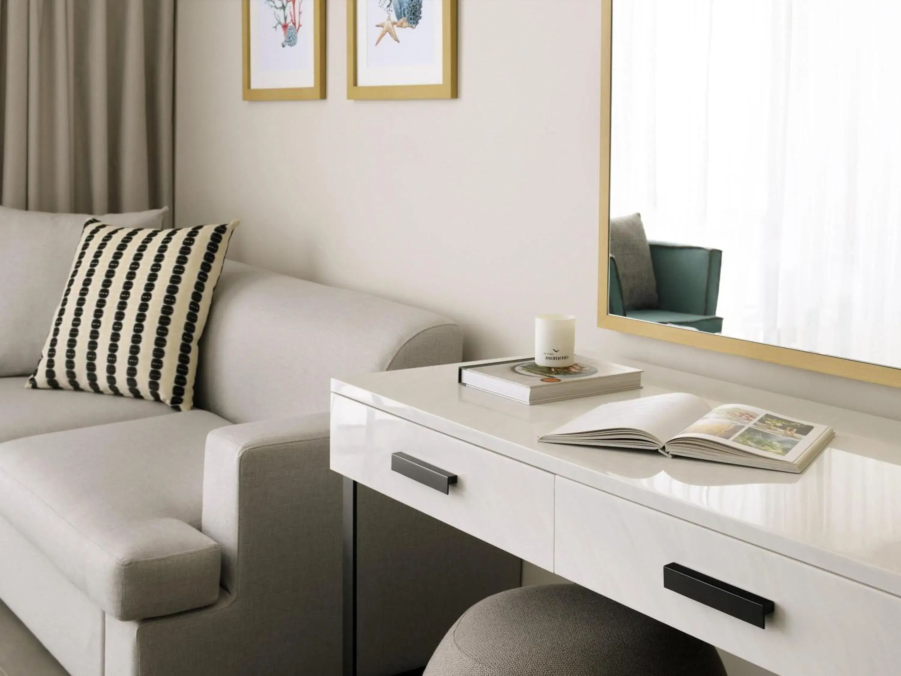 Panoramic Bridge Junior Suite in Mövenpick Resort Al Marjan Island Panoramic Bridge Junior Suite in Mövenpick Resort Al Marjan Island