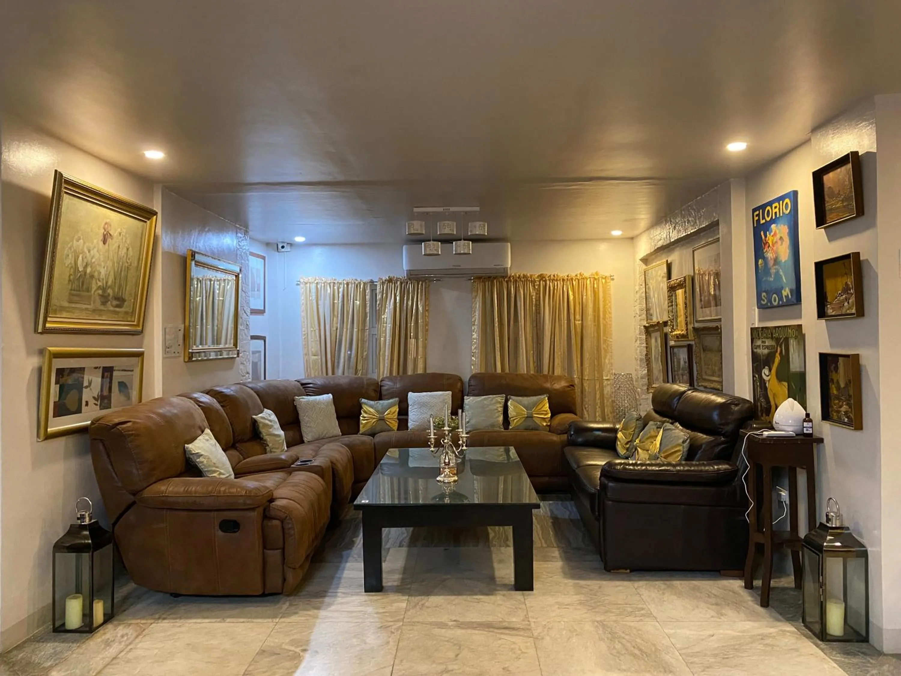 Coffee/tea facilities in Casa Cecilia Hotel