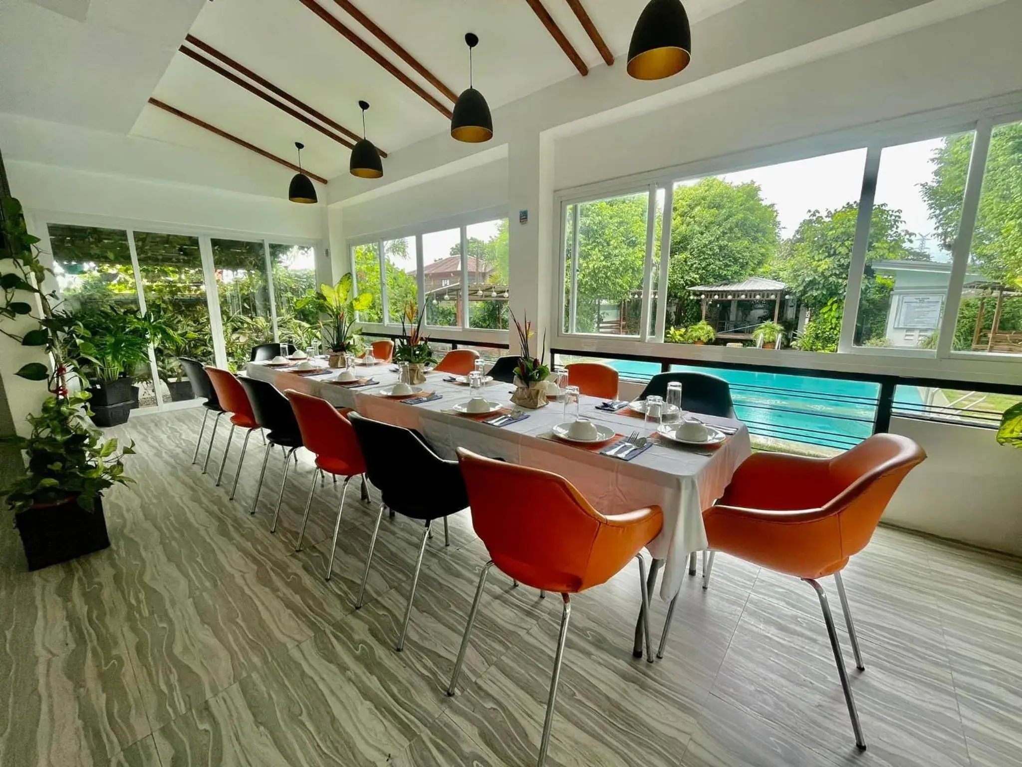 Restaurant/places to eat in Casa Cecilia Hotel Restaurant/places to eat in Casa Cecilia Hotel