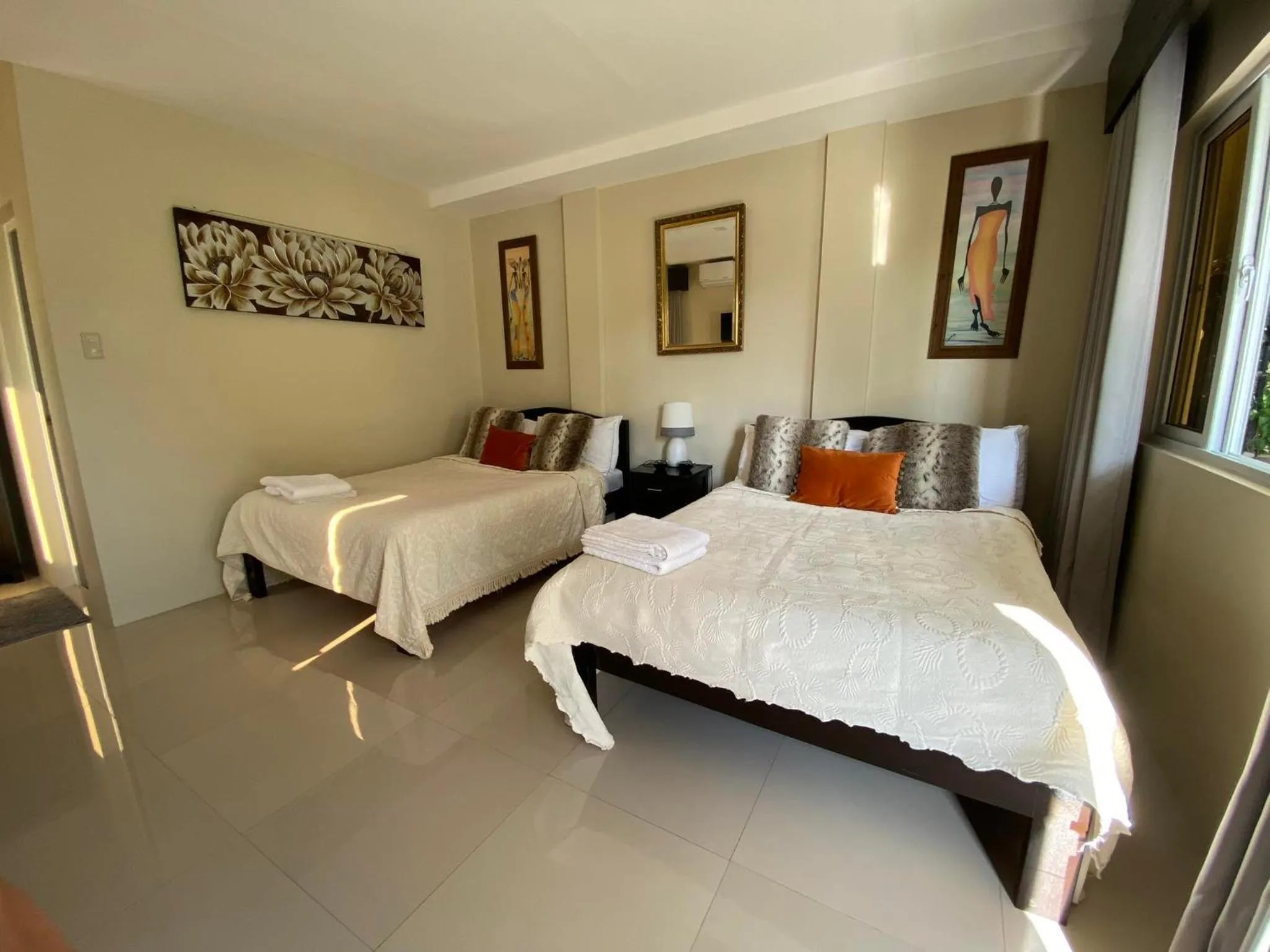 Photo of the whole room, Bed in Casa Cecilia Hotel