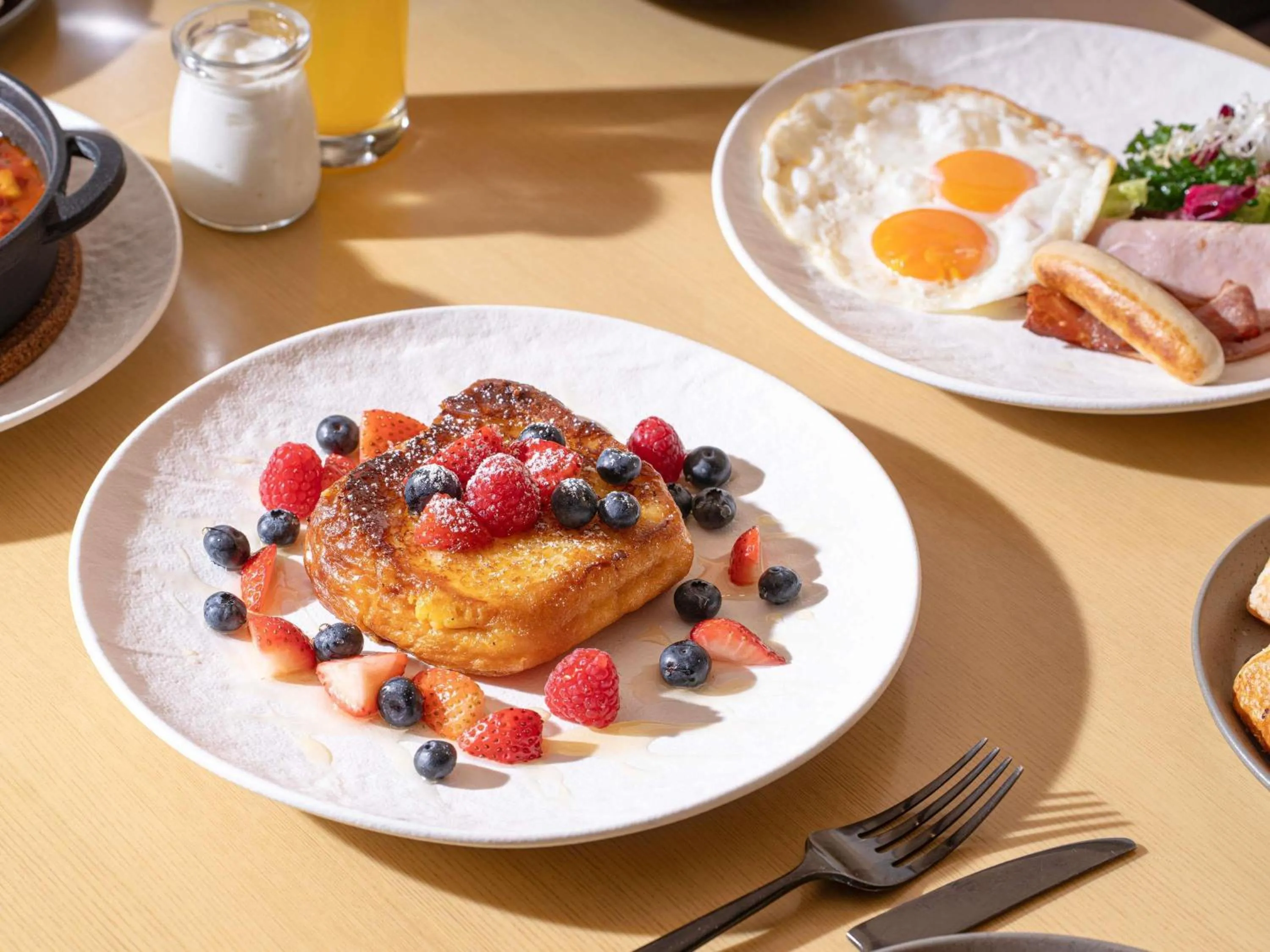 Breakfast in AKI Hotel Hong Kong - MGallery Collection