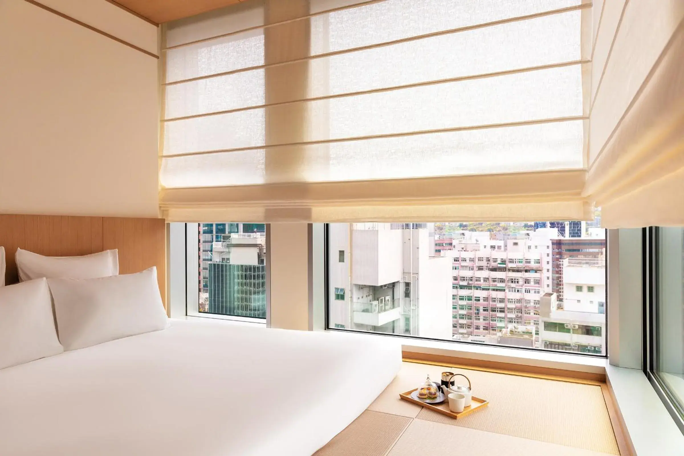 City view, Bed in AKI Hong Kong - MGallery City view, Bed in AKI Hong Kong - MGallery