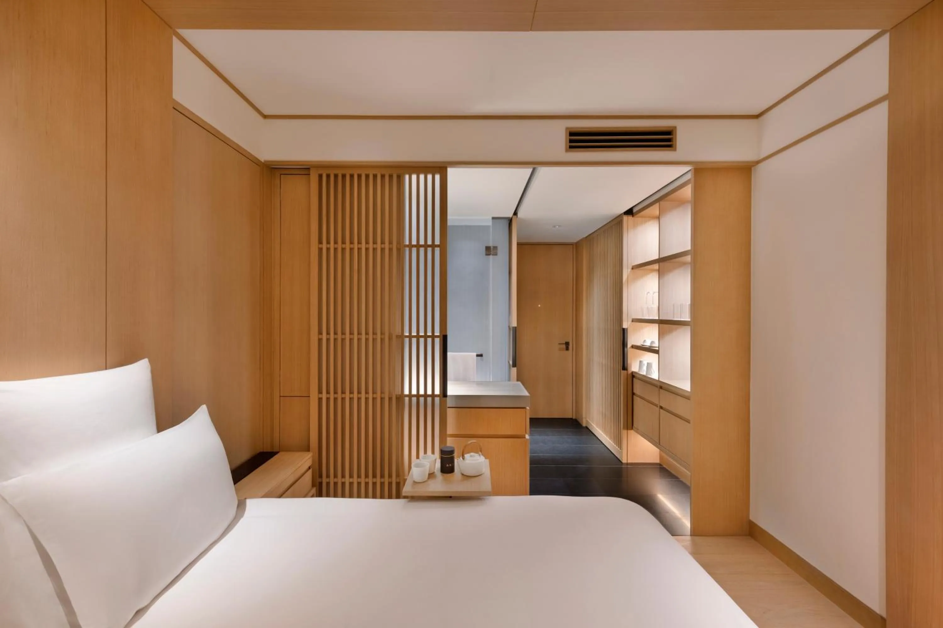 Bedroom, Bed in AKI Hotel Hong Kong - MGallery Collection