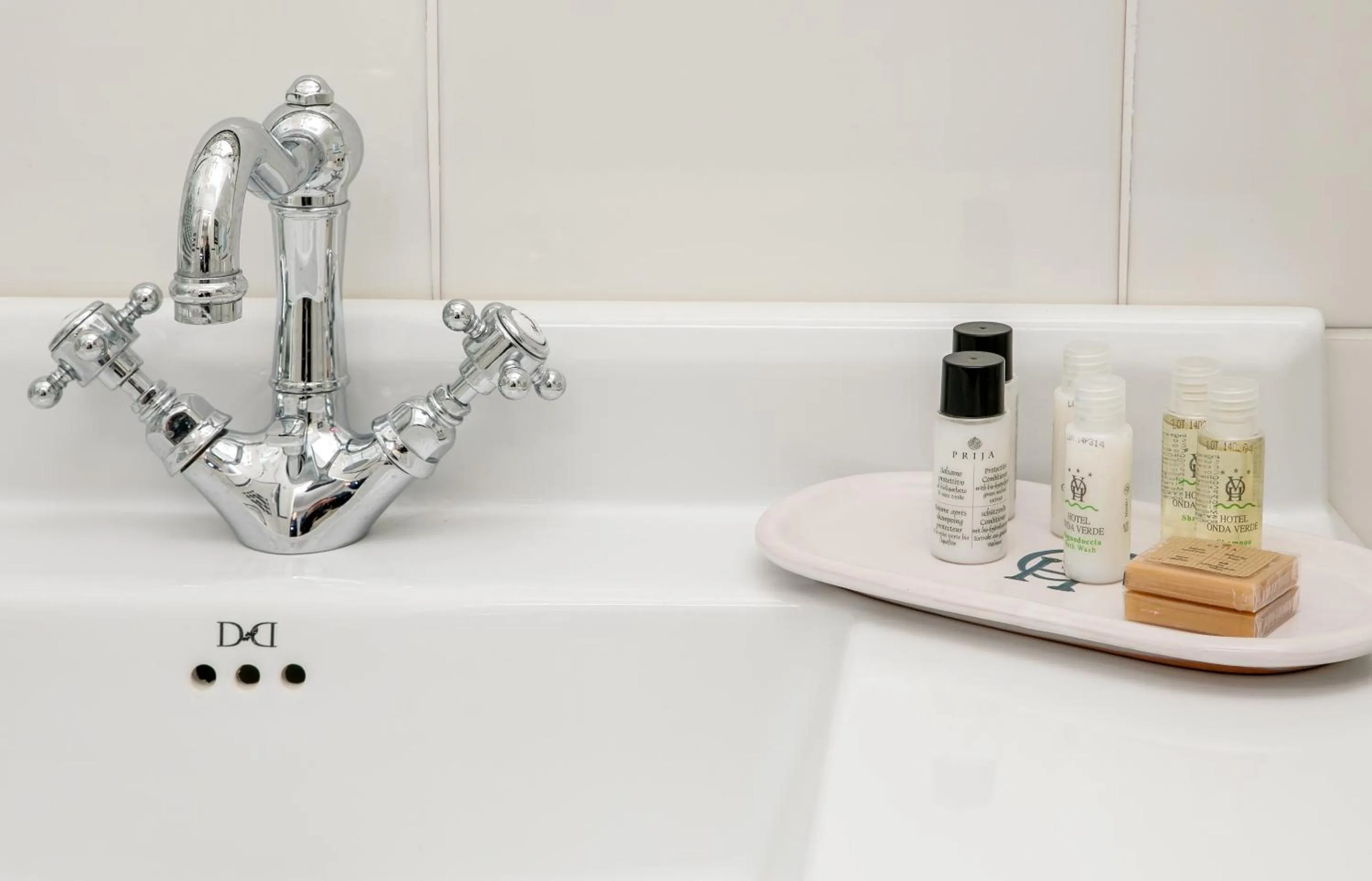 Bathroom in Hotel Onda Verde