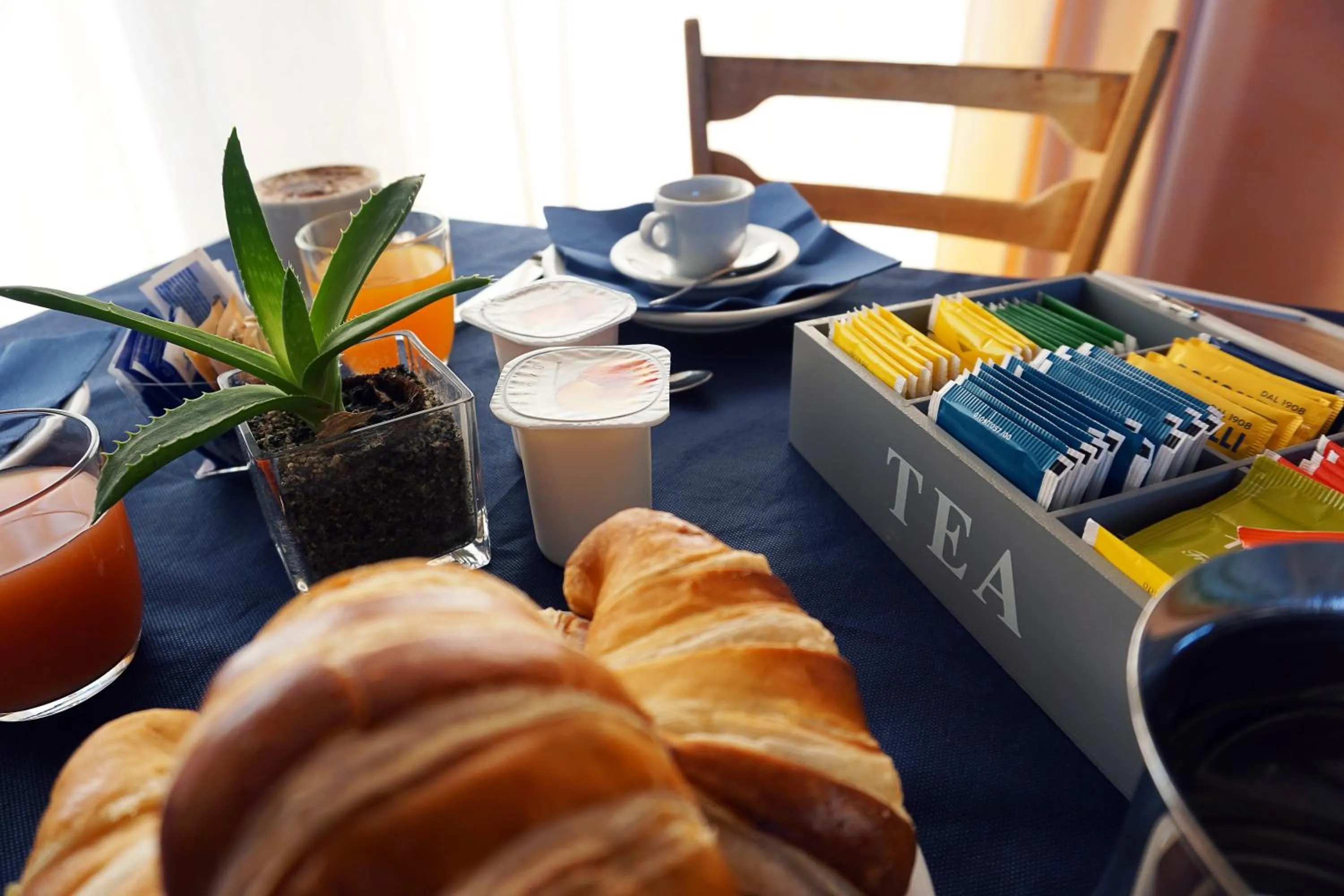 Coffee/tea facilities in Hotel Rosetta