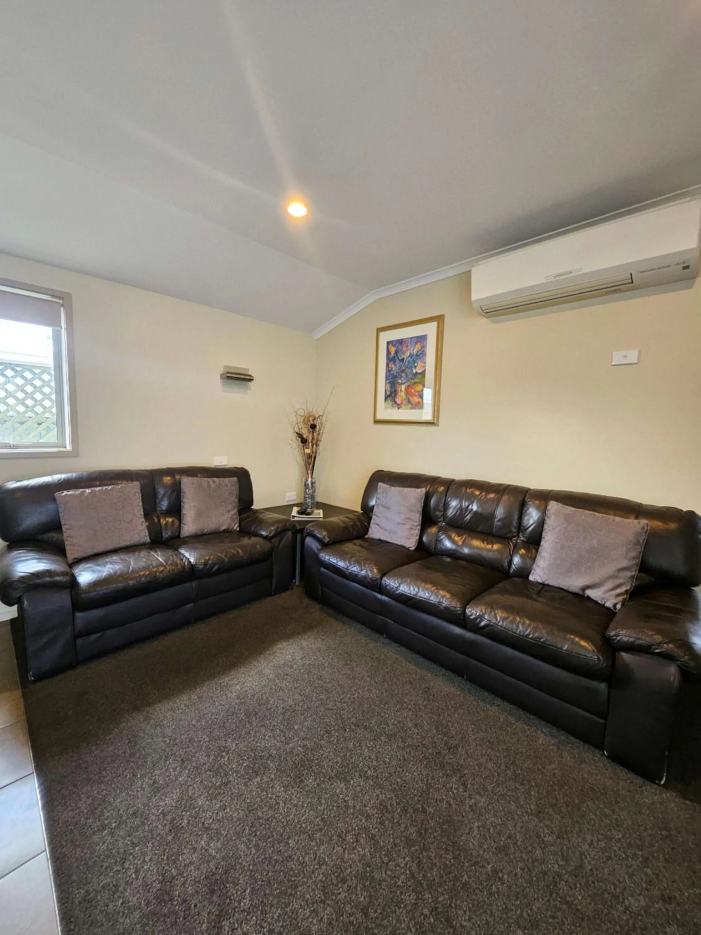 Lounge or bar in Scenicland Motels