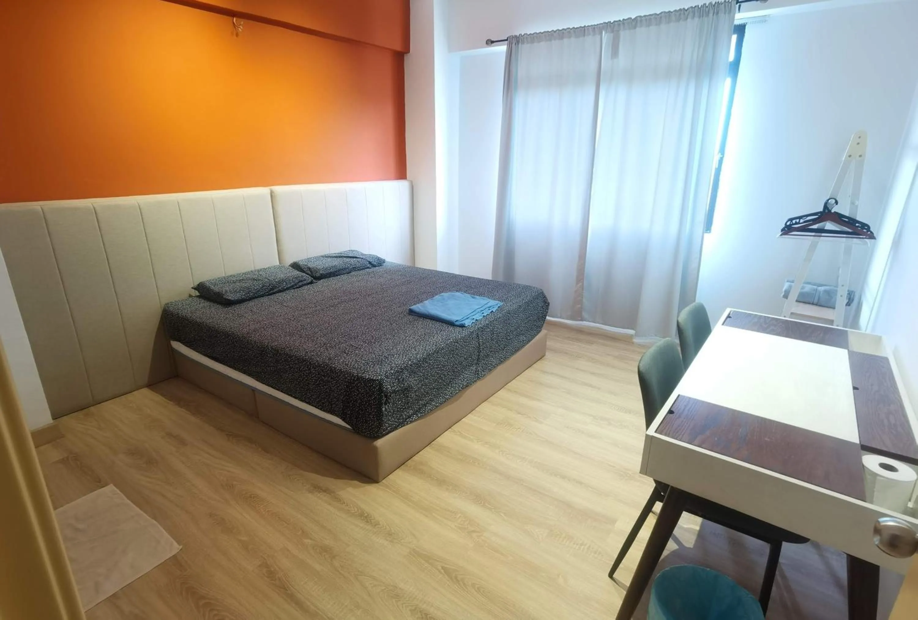 3 Rooms 10 pax VKA near LRT Axiata Bkt-Jalil IMU APU