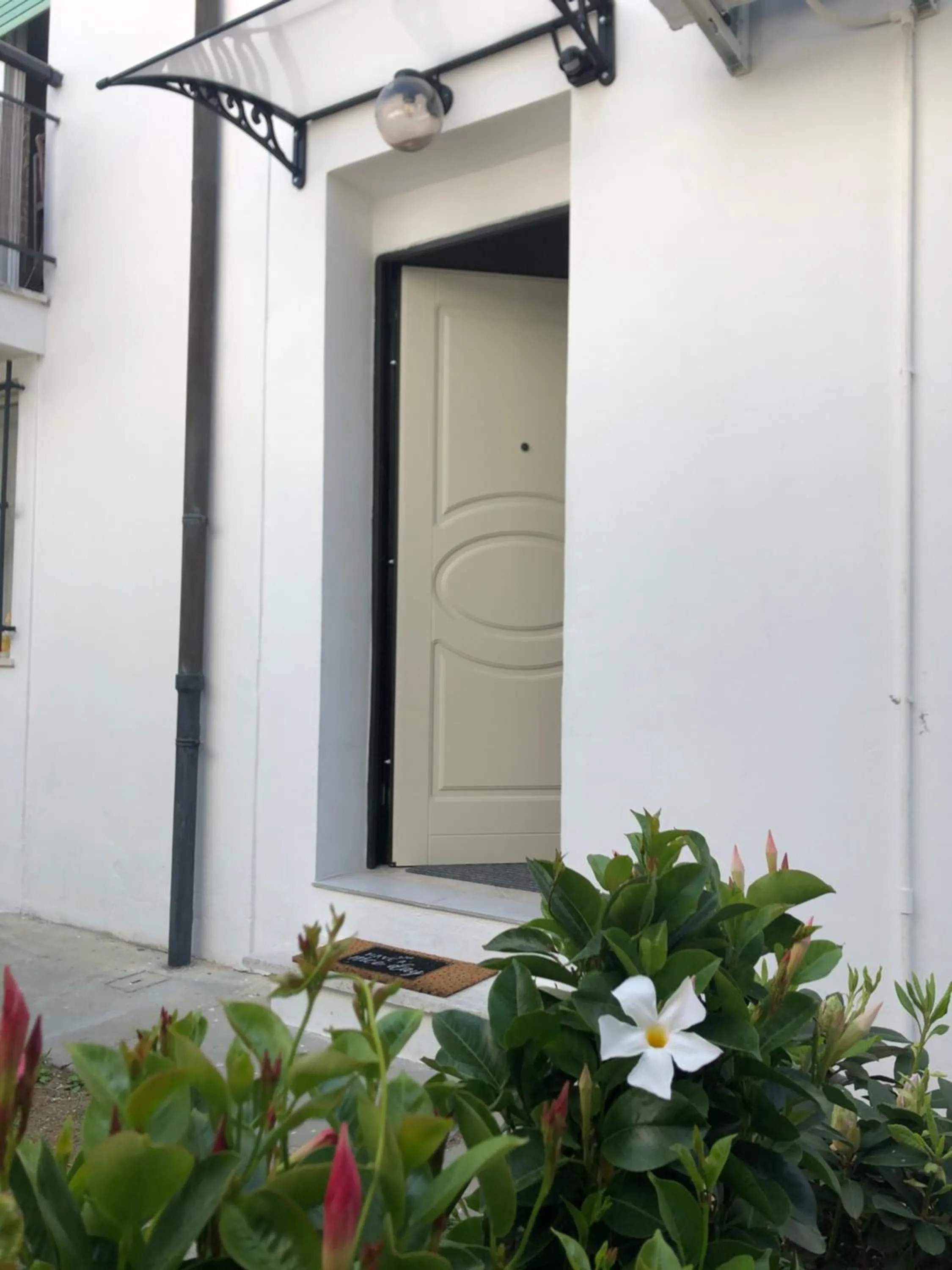 Facade/entrance in Da Scilla