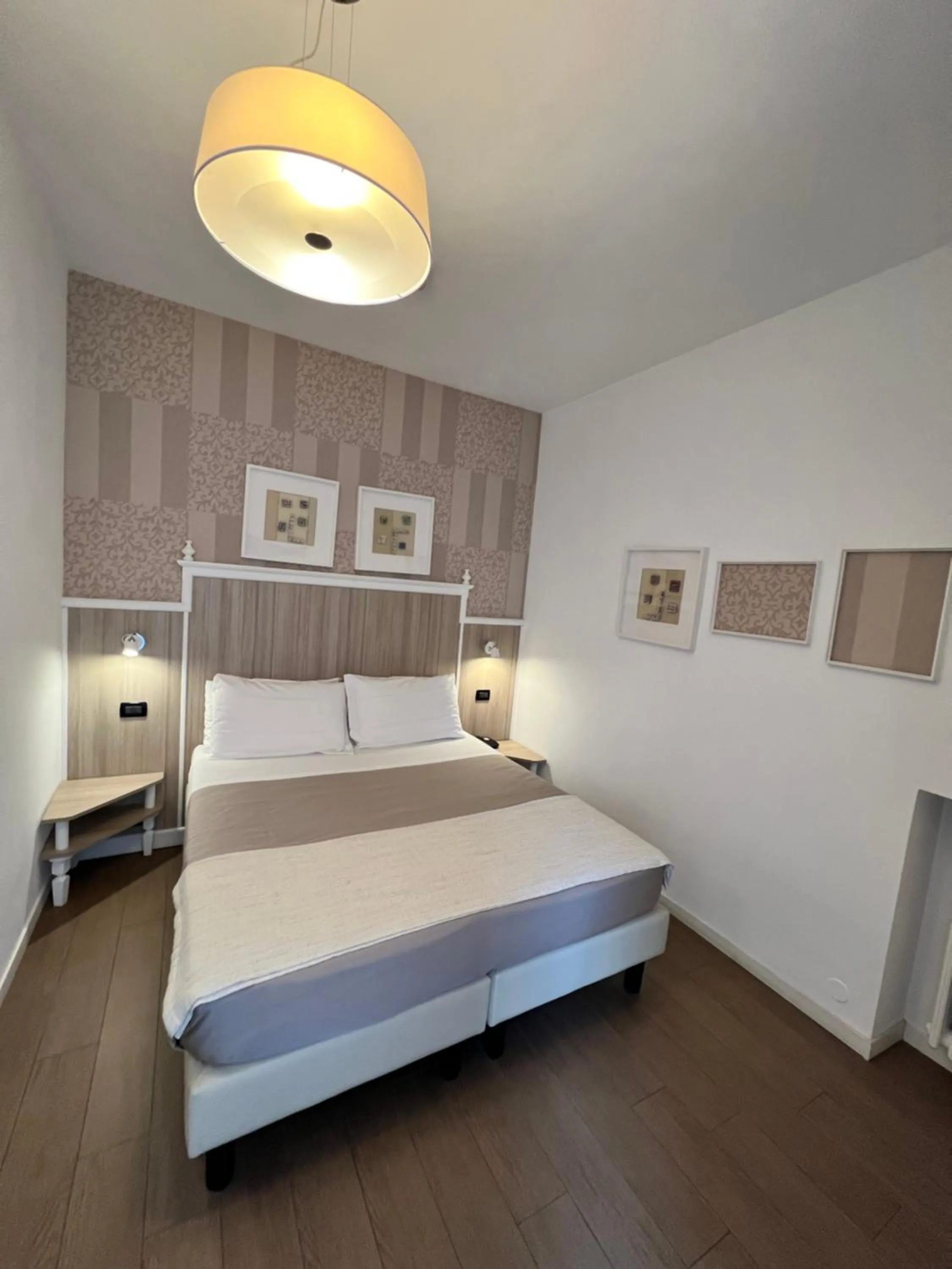 Bed in Hotel La Pace