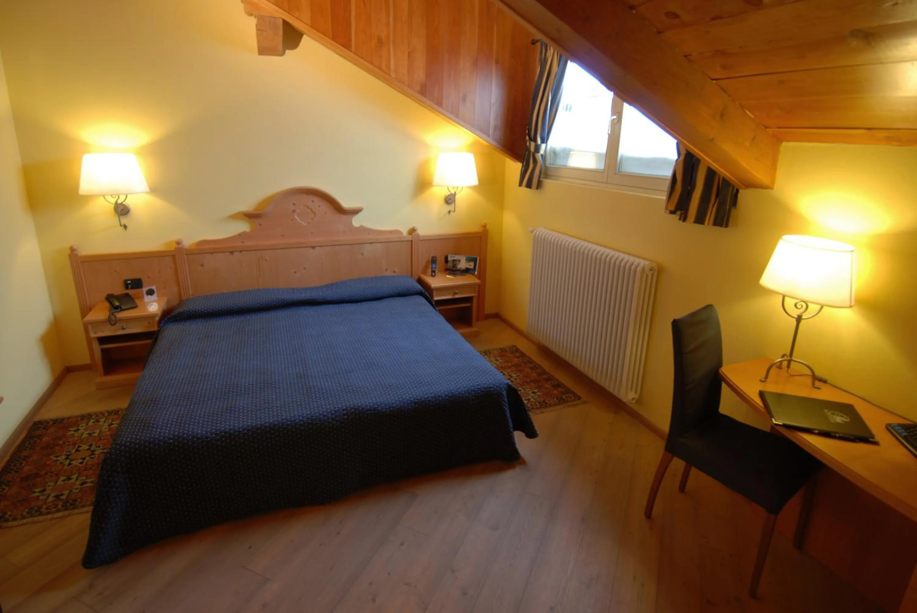 Bed in Hotel Bes & Spa