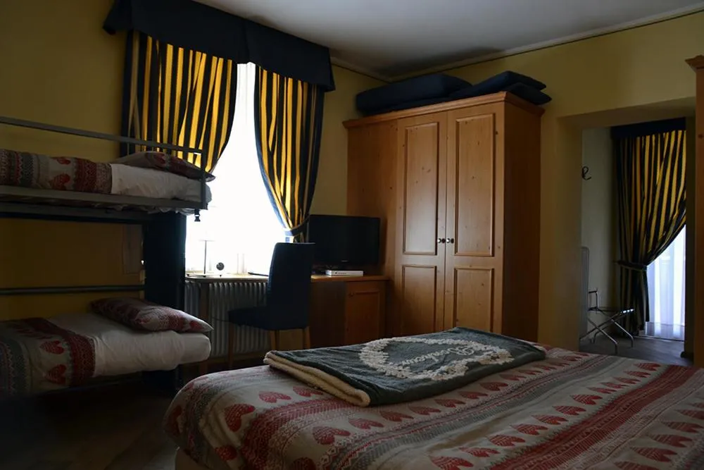 Photo of the whole room, Bed in Hotel Bes & Spa