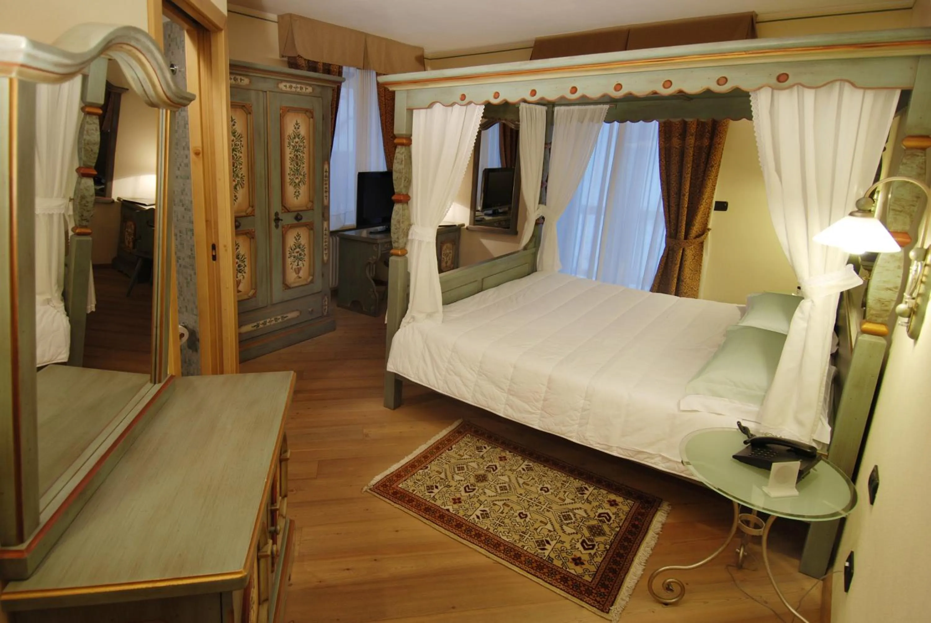 Photo of the whole room, Bed in Hotel Bes & Spa