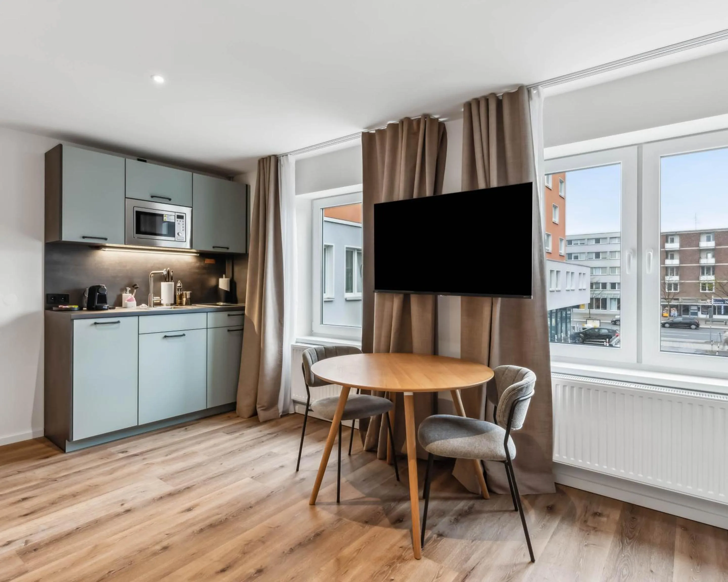 TV and multimedia in Limehome Salzgitter A-Schweitzer-Str