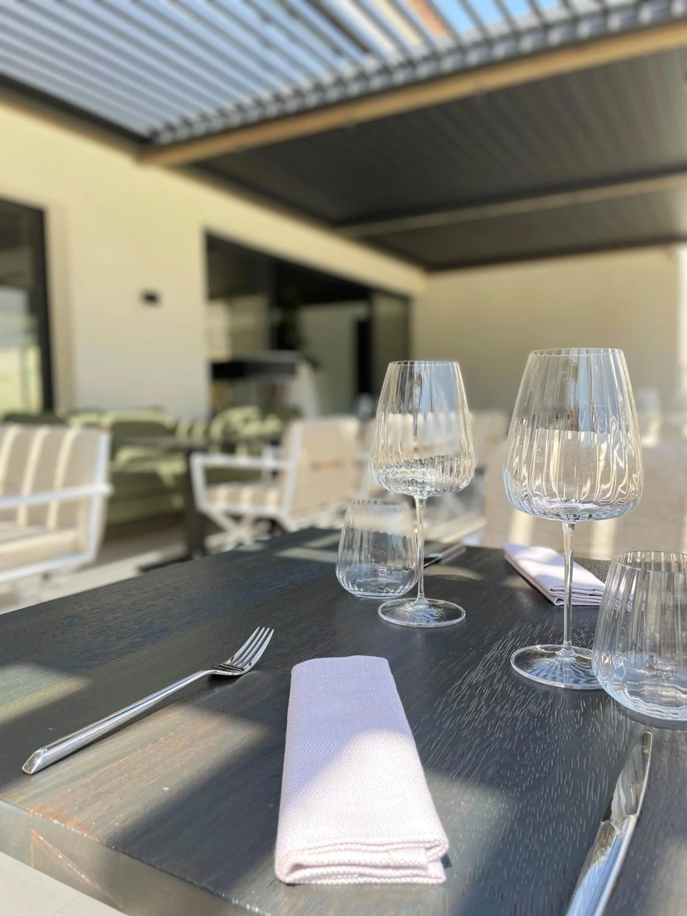 Restaurant/places to eat in Casa Paradisu