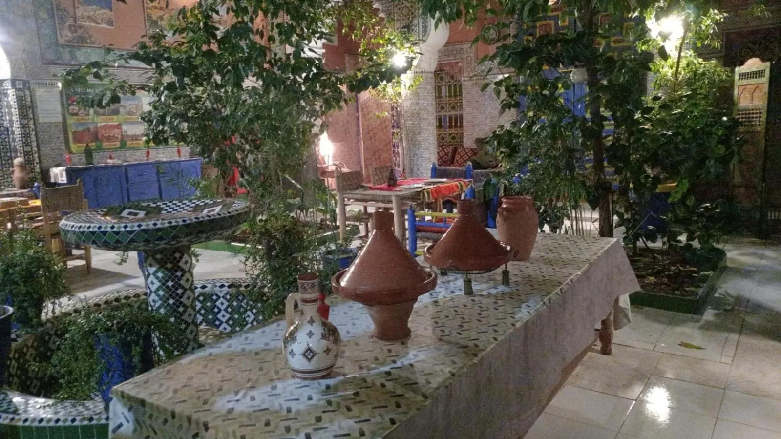 Patio in Riad Carole - Perfect for Families & Groups