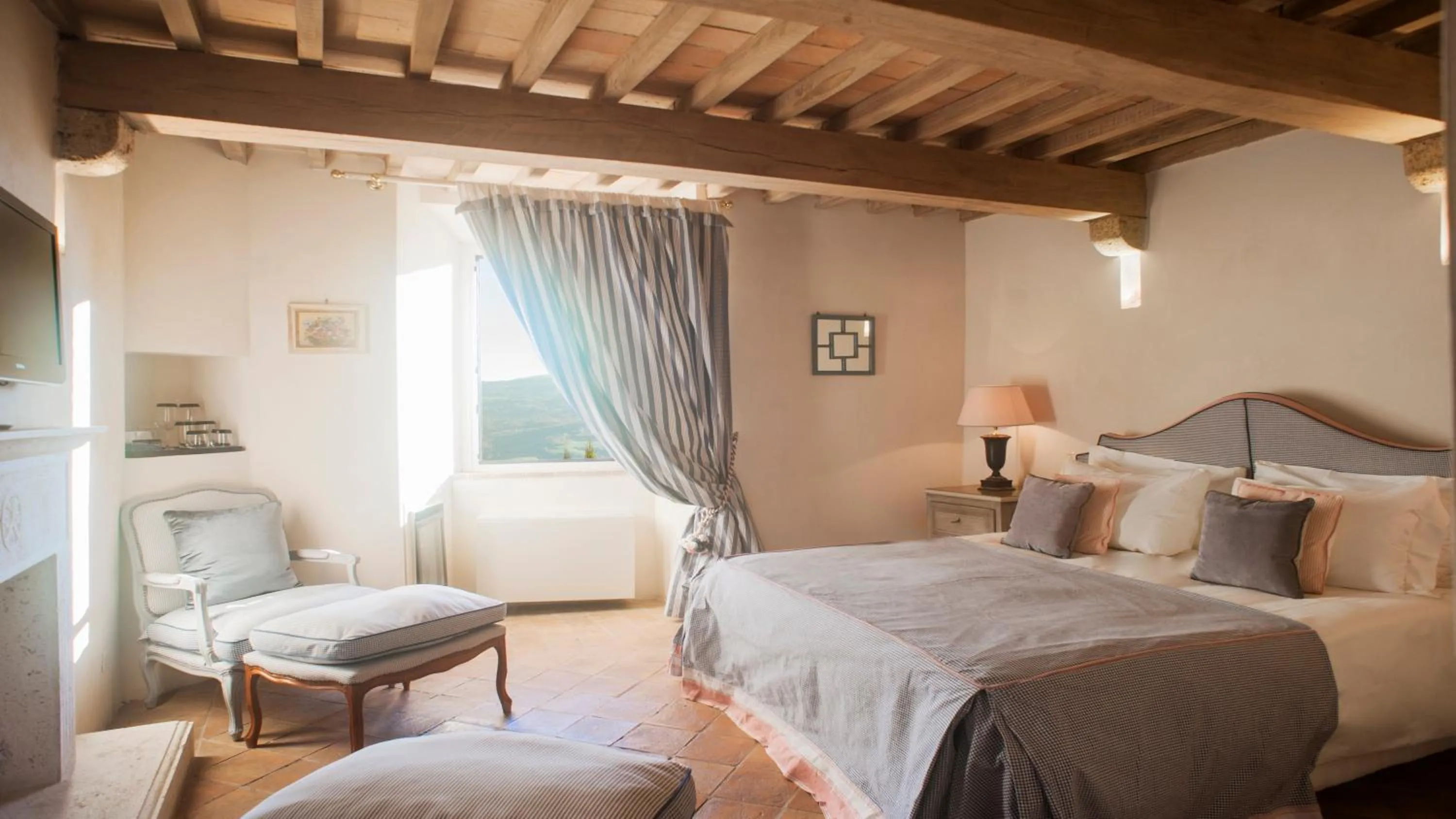 Prestige Double Room in Castello di Velona Resort, Thermal SPA & Winery