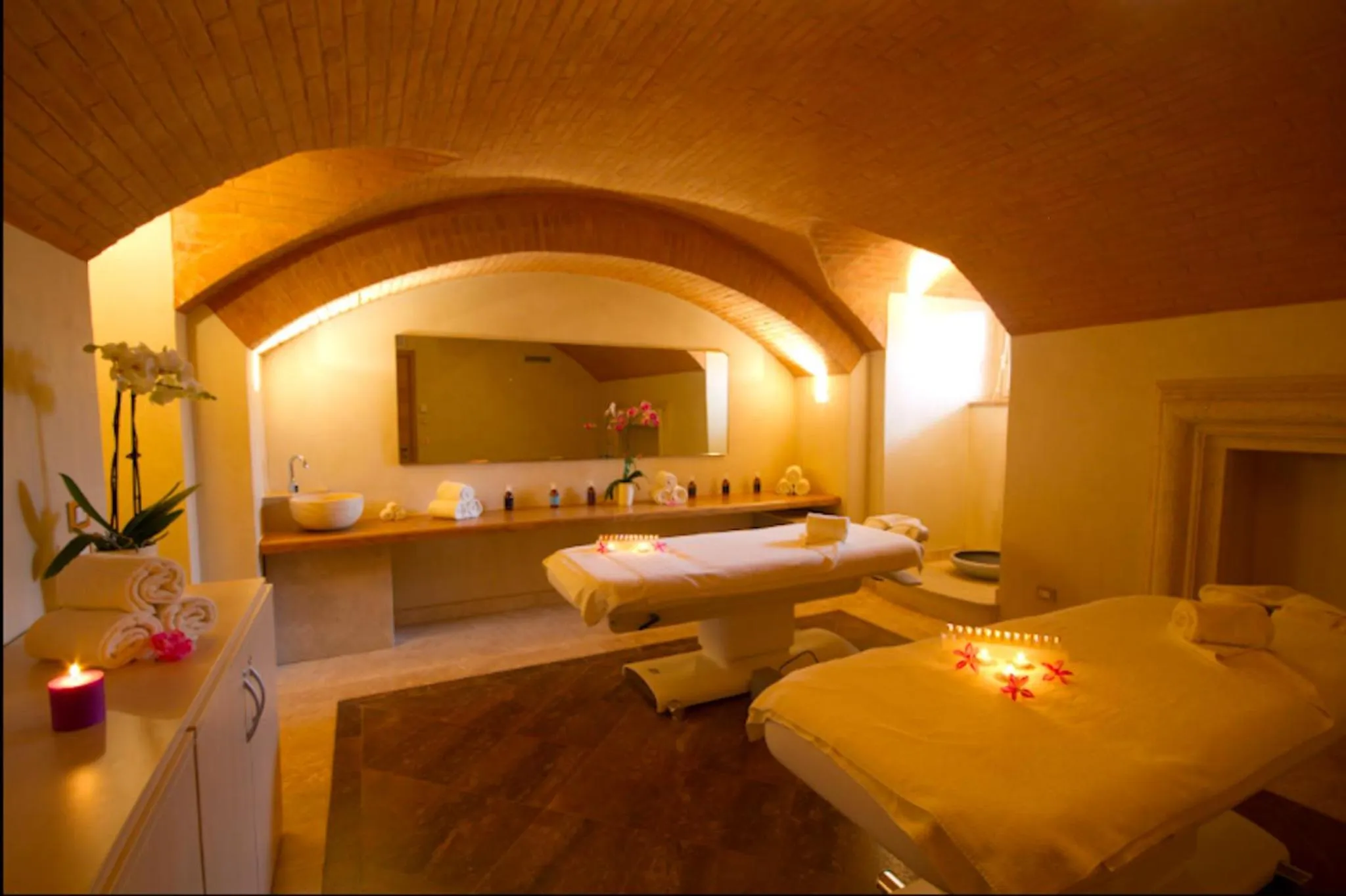 Massage in Castello di Velona Resort, Thermal SPA & Winery