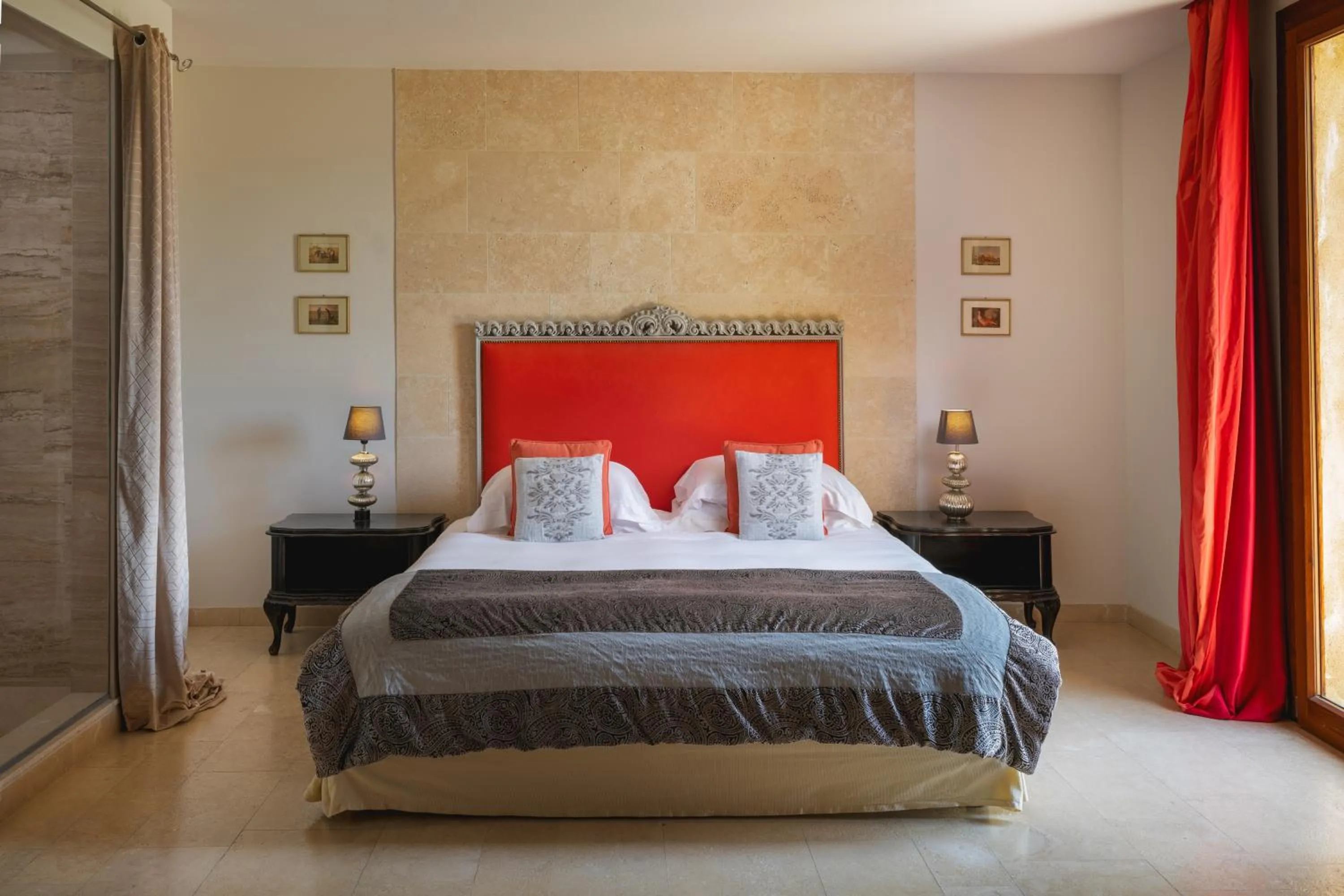 Bed in Castello di Velona Resort, Thermal SPA & Winery