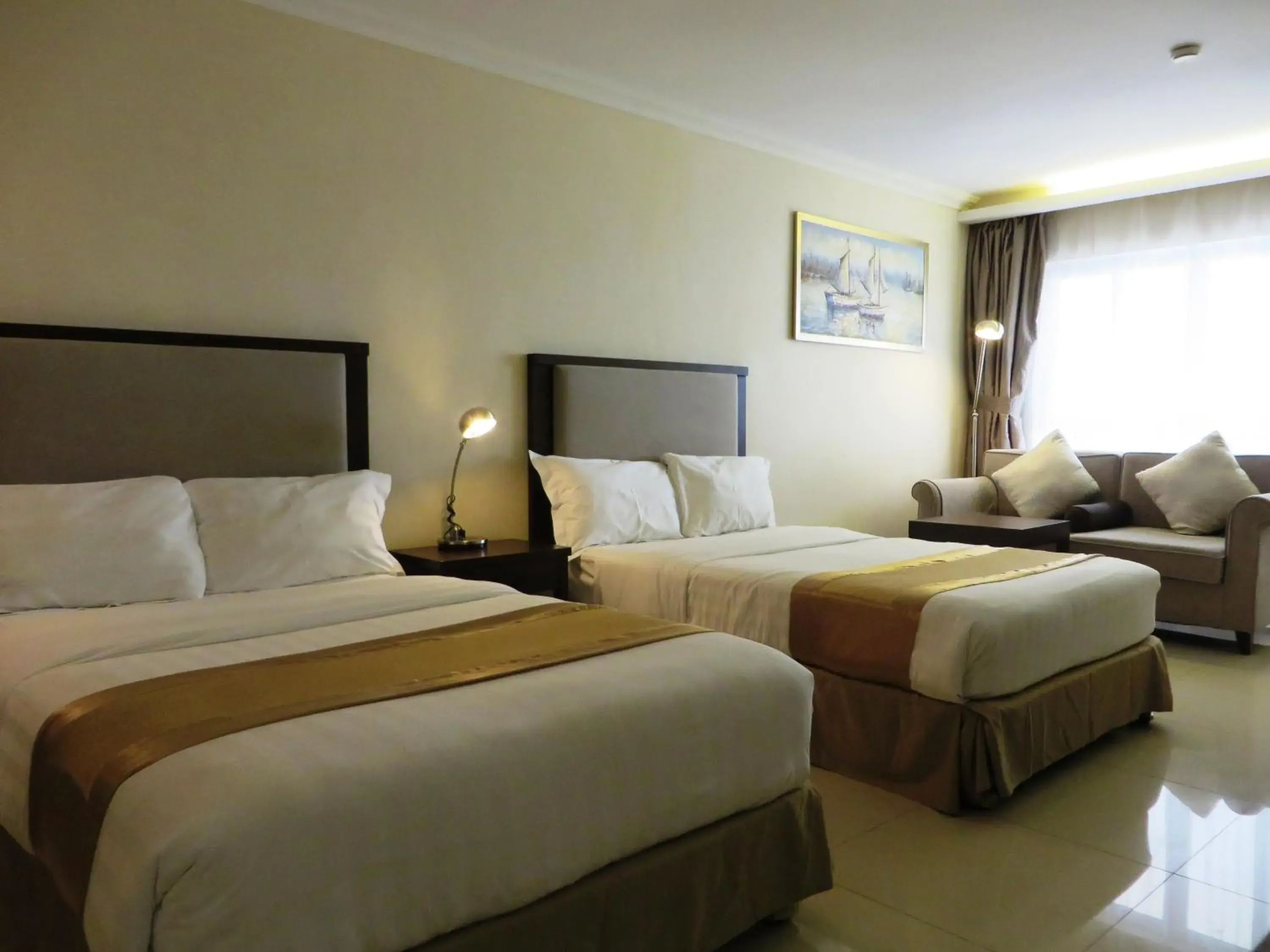 Deluxe Double or Twin Room in Plaza Hotel Deluxe Double or Twin Room in Plaza Hotel