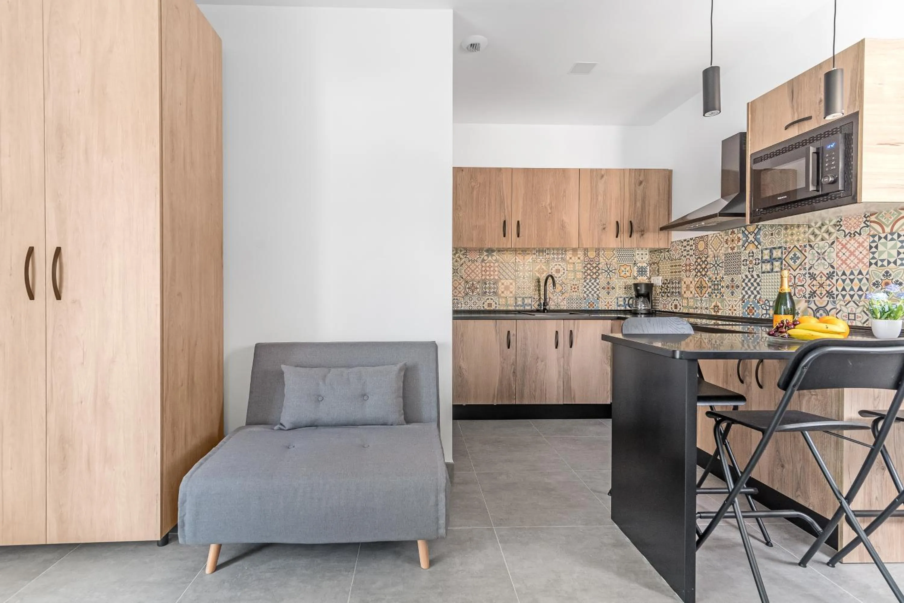 Kitchen or kitchenette in Open Sea Suites