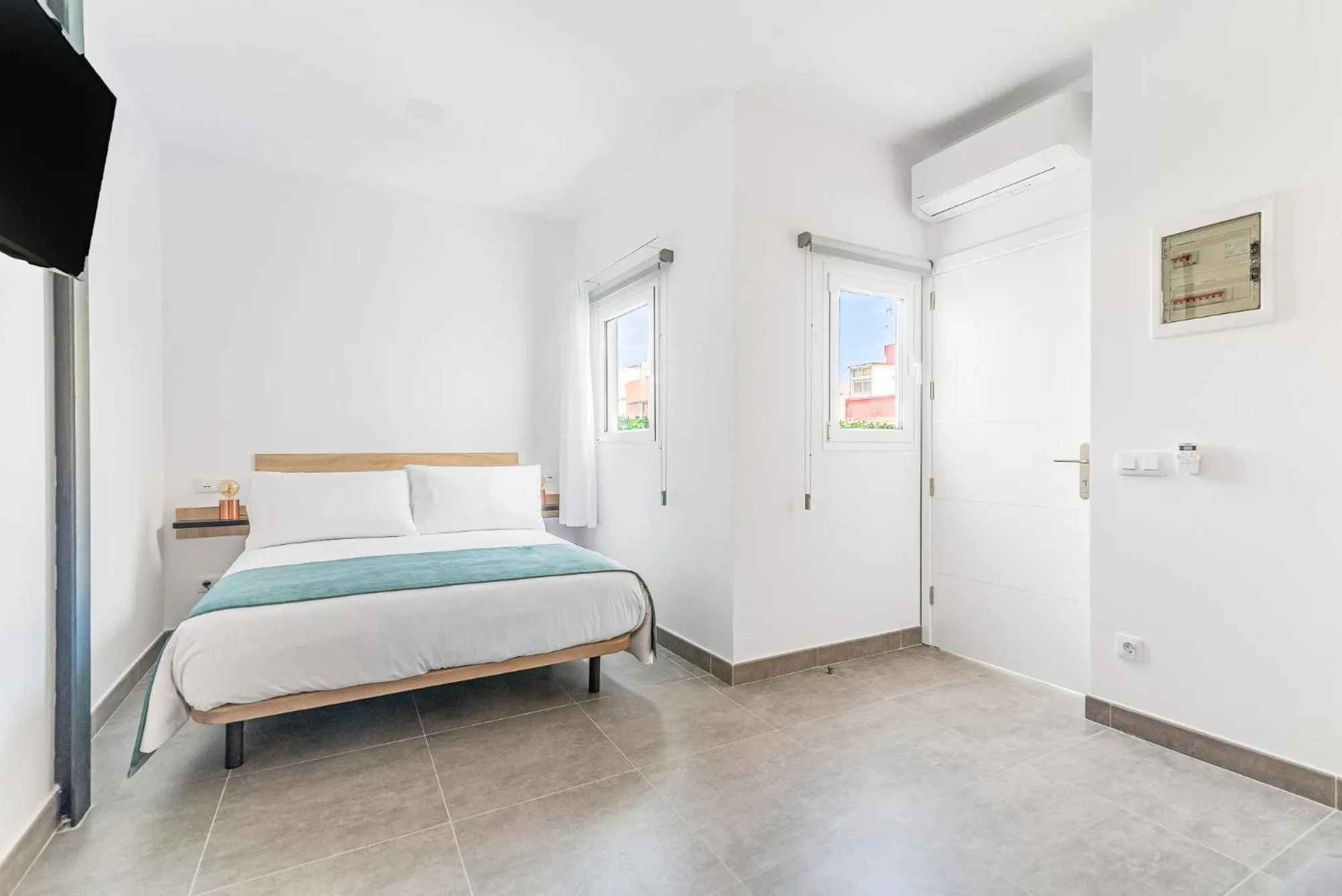 Bed in Open Sea Suites