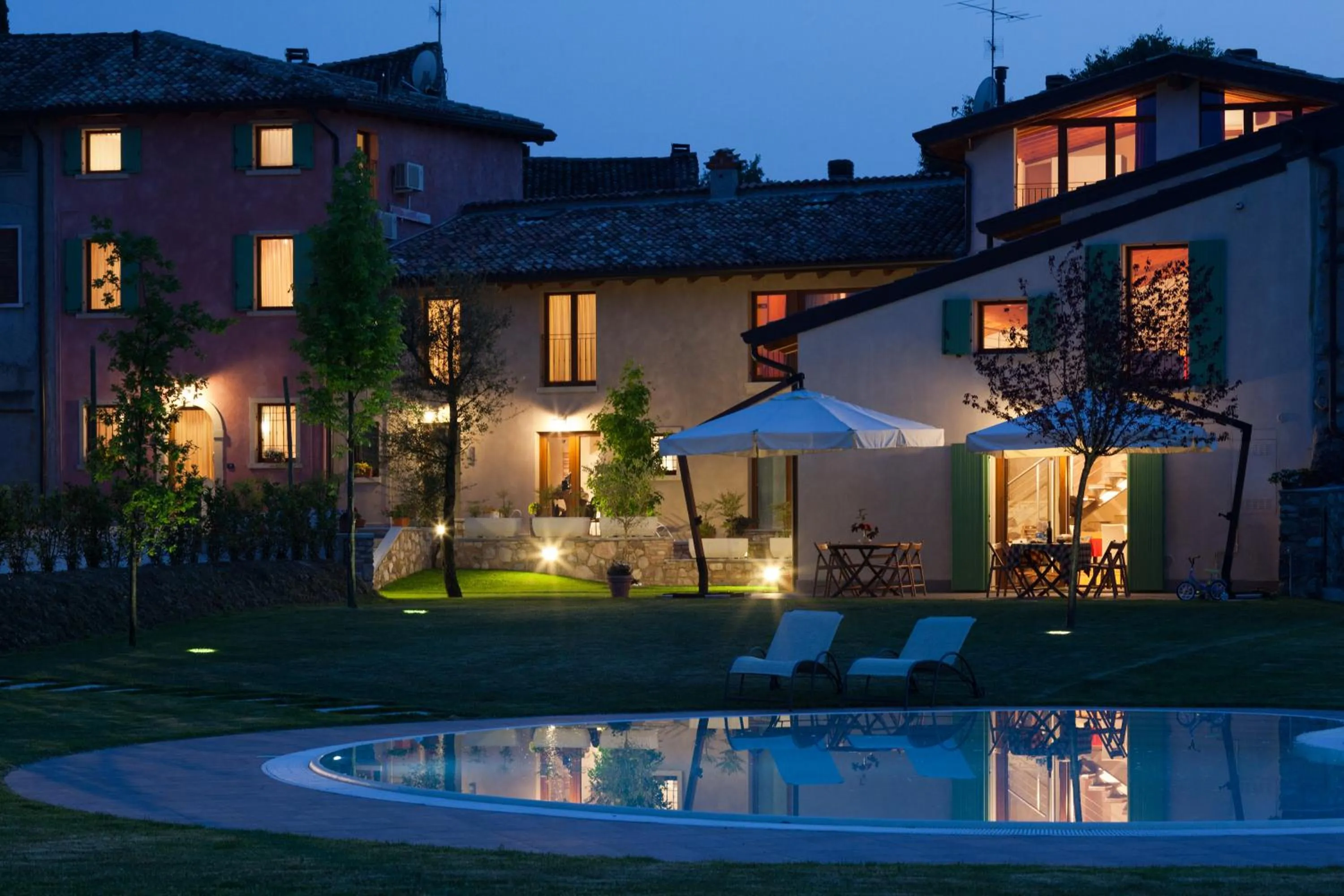 Property building in La Casa del Nonno