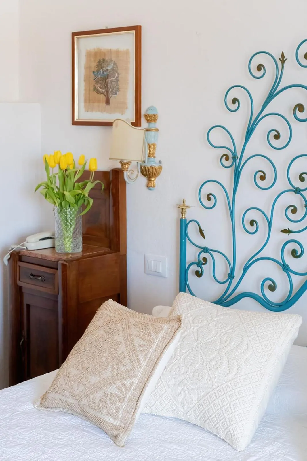 Decorative detail in Hotel Su Barchile