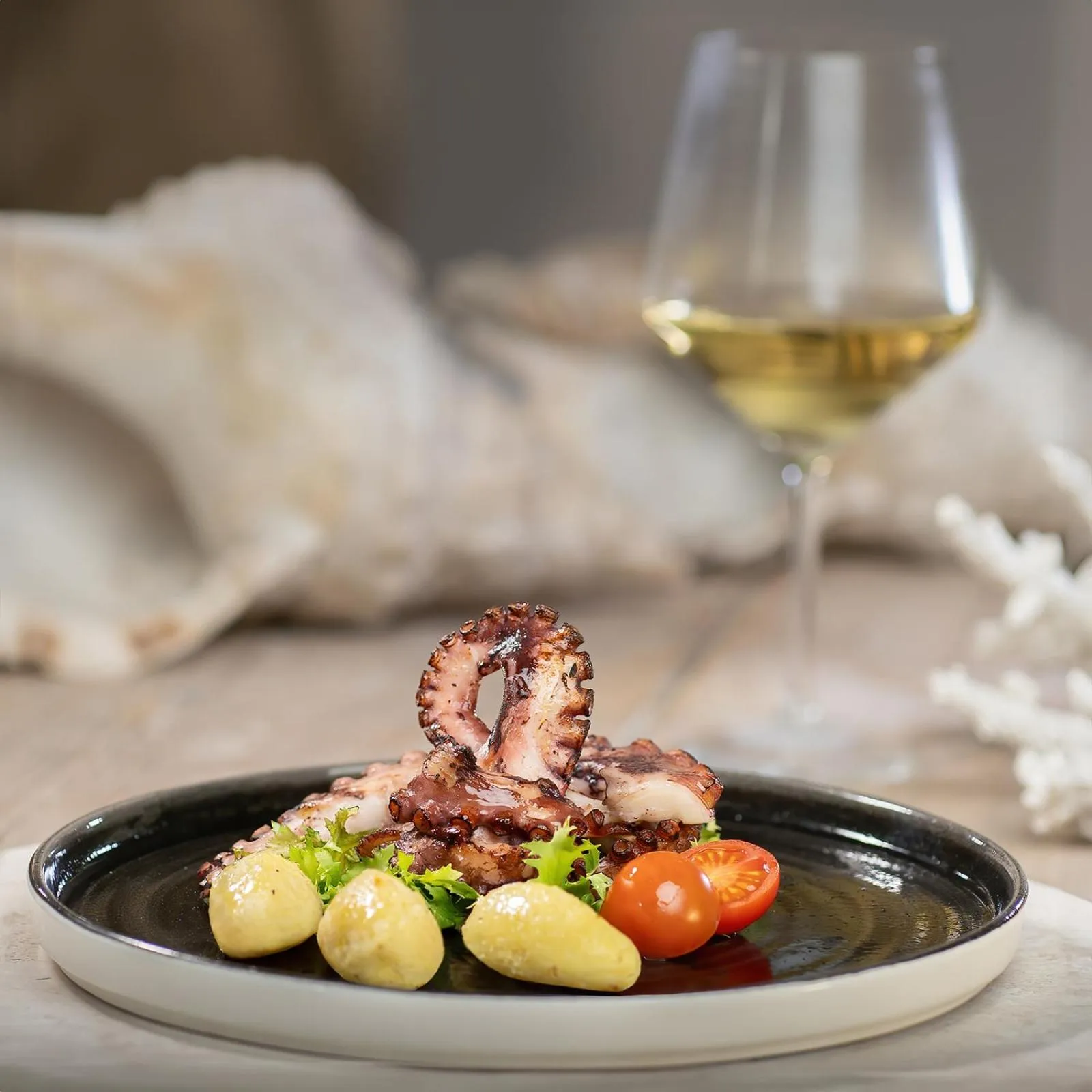 Meals in Hotel Su Barchile