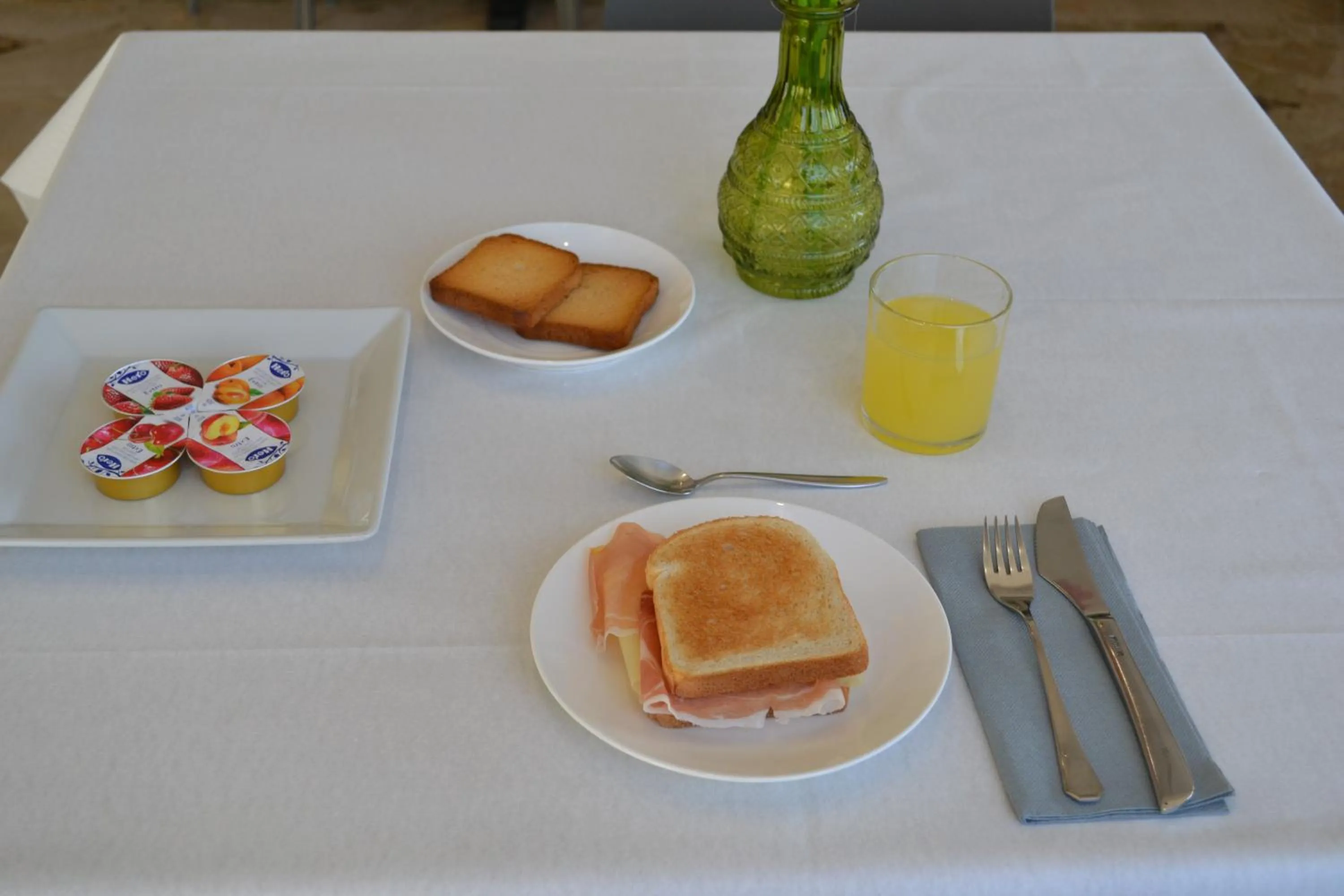 Restaurant/places to eat in B&B Sole&Sale