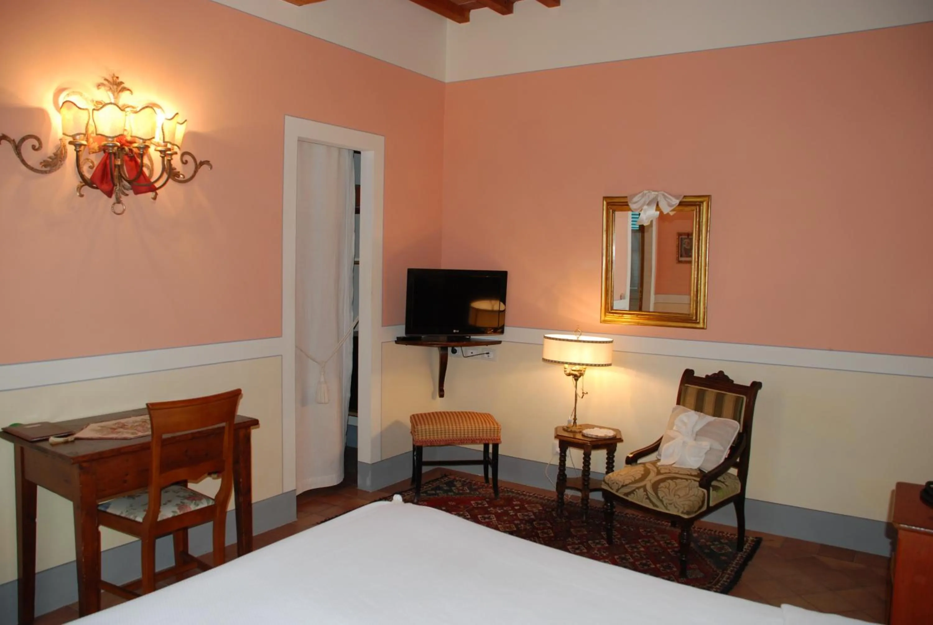 Bed in Il Rondò Boutique Hotel