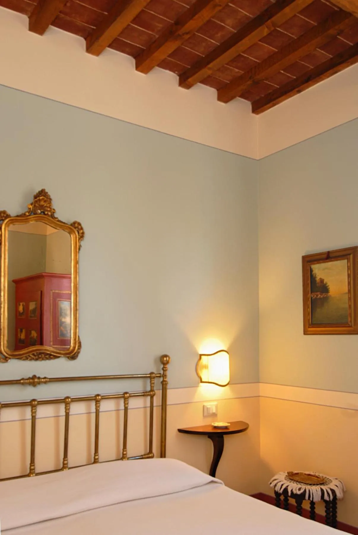 Photo of the whole room, Bed in Il Rondò Boutique Hotel